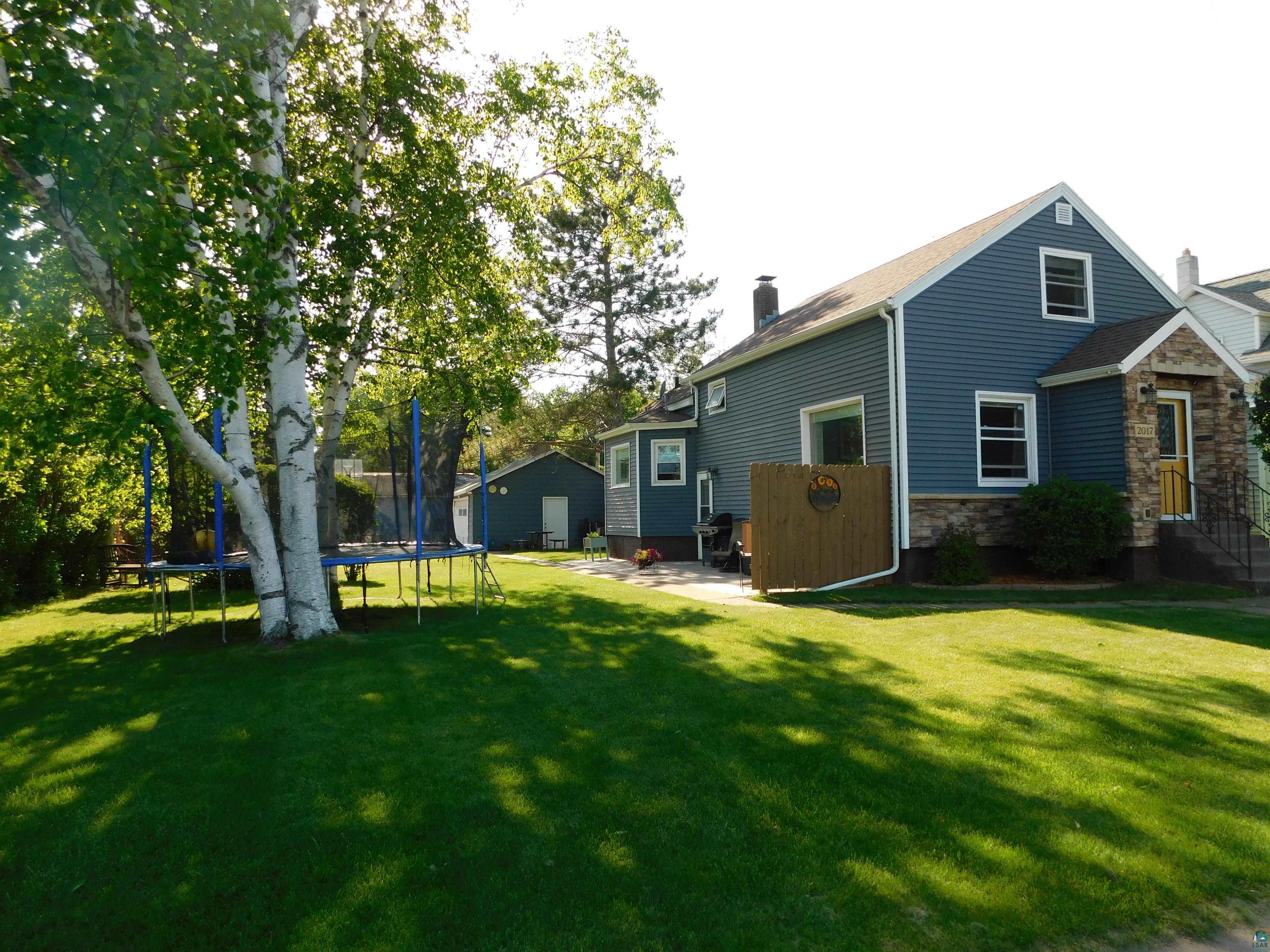 2017 Wyoming Ave, Superior, WI 54880 MLS 6103646 Edina Realty