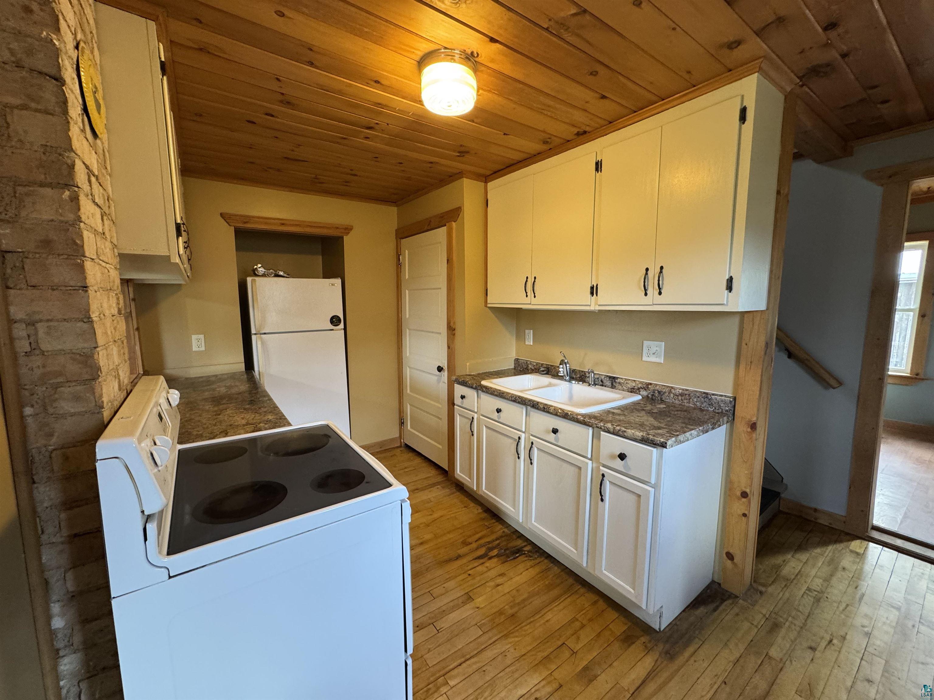 202 1st St NW Hinckley MN 55037 6125055 image10