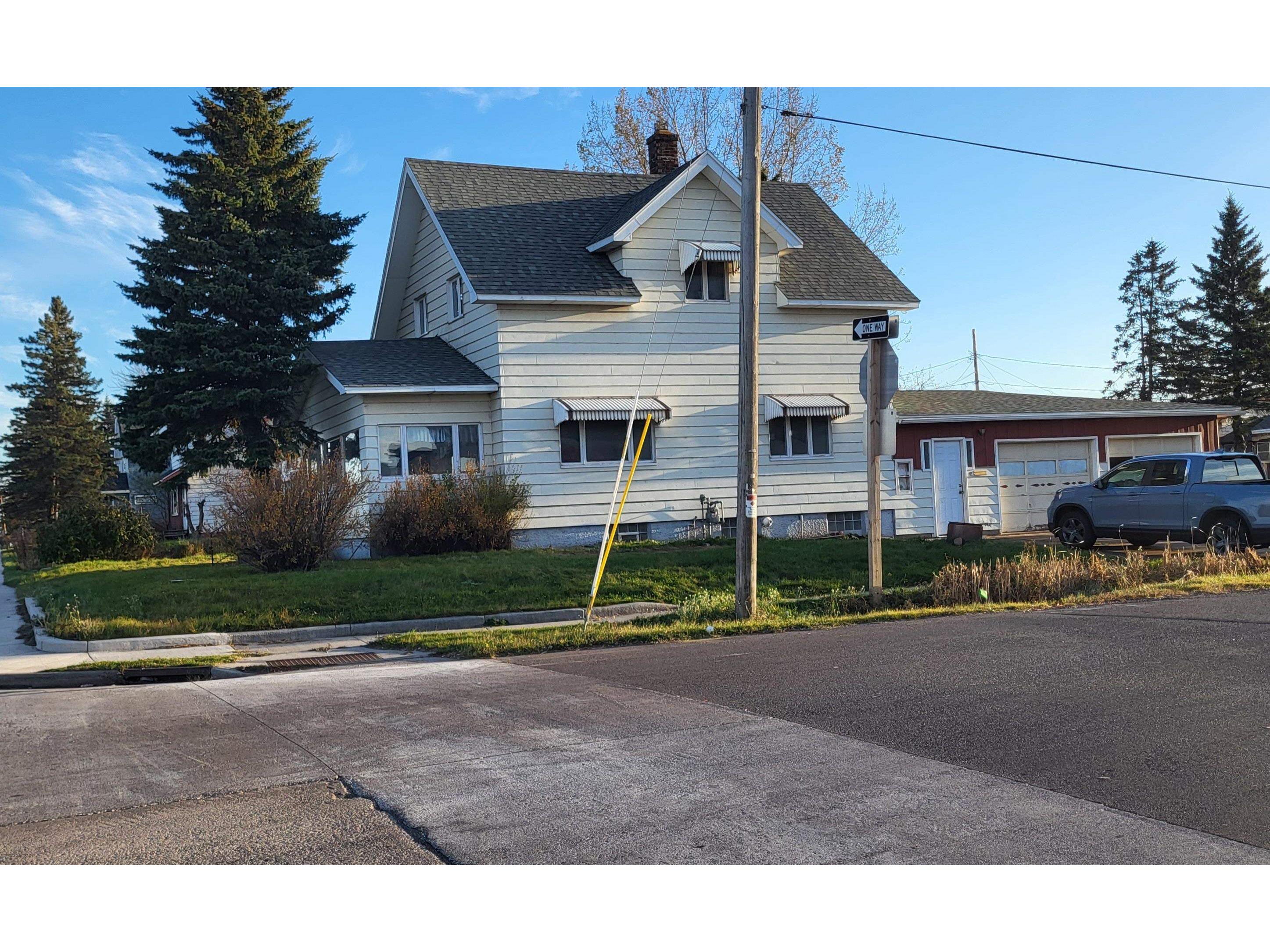 202 E 2nd St Superior WI 54880 - Lake Superior 6122993 image5