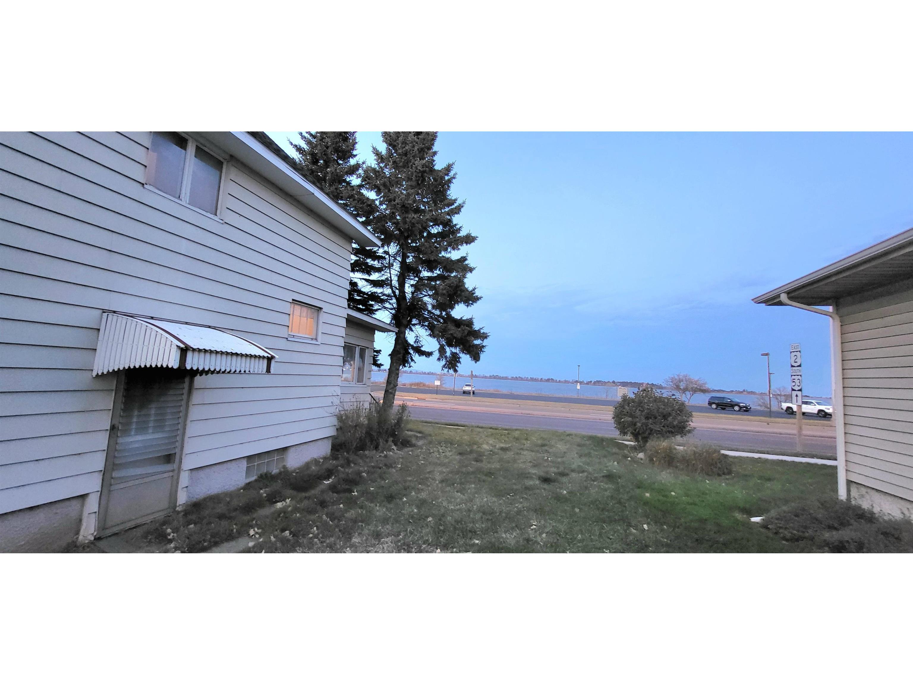 202 E 2nd St Superior WI 54880 - Lake Superior 6122993 image8
