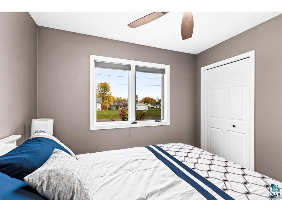 2020 E 11th St Superior WI 54880 6124225 image16