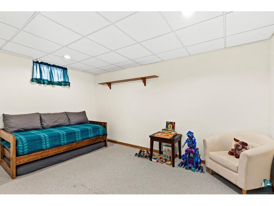 2020 E 11th St Superior WI 54880 6124225 image27