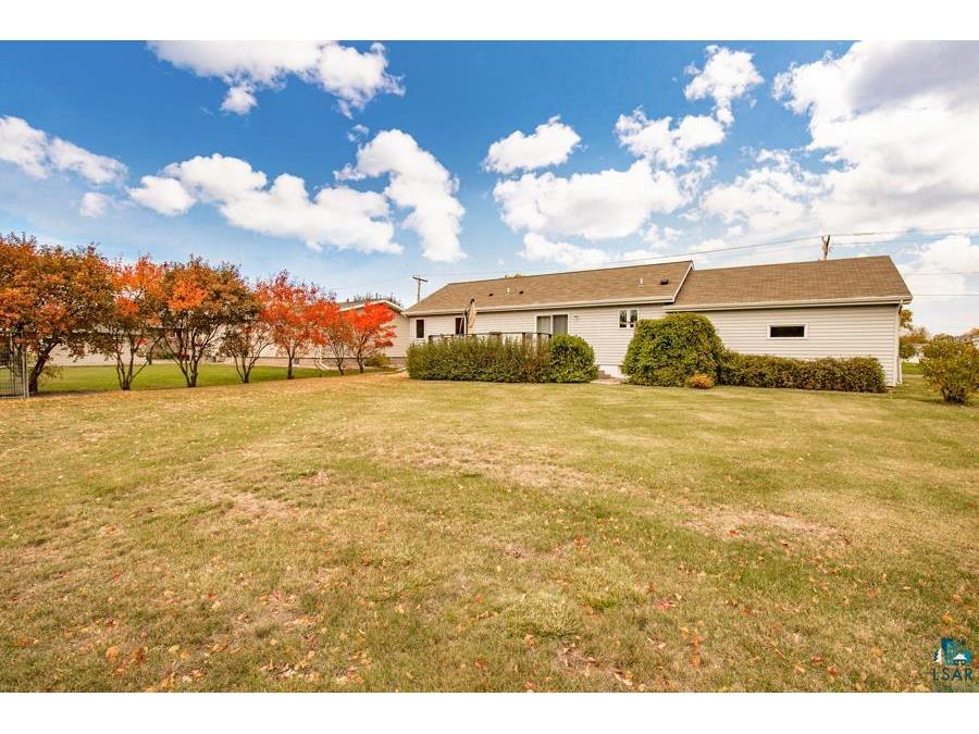 2020 E 11th St Superior WI 54880 6124225 image3