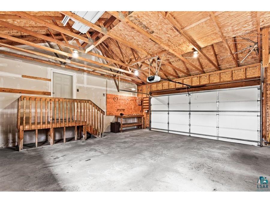 2020 E 11th St Superior WI 54880 6124225 image30