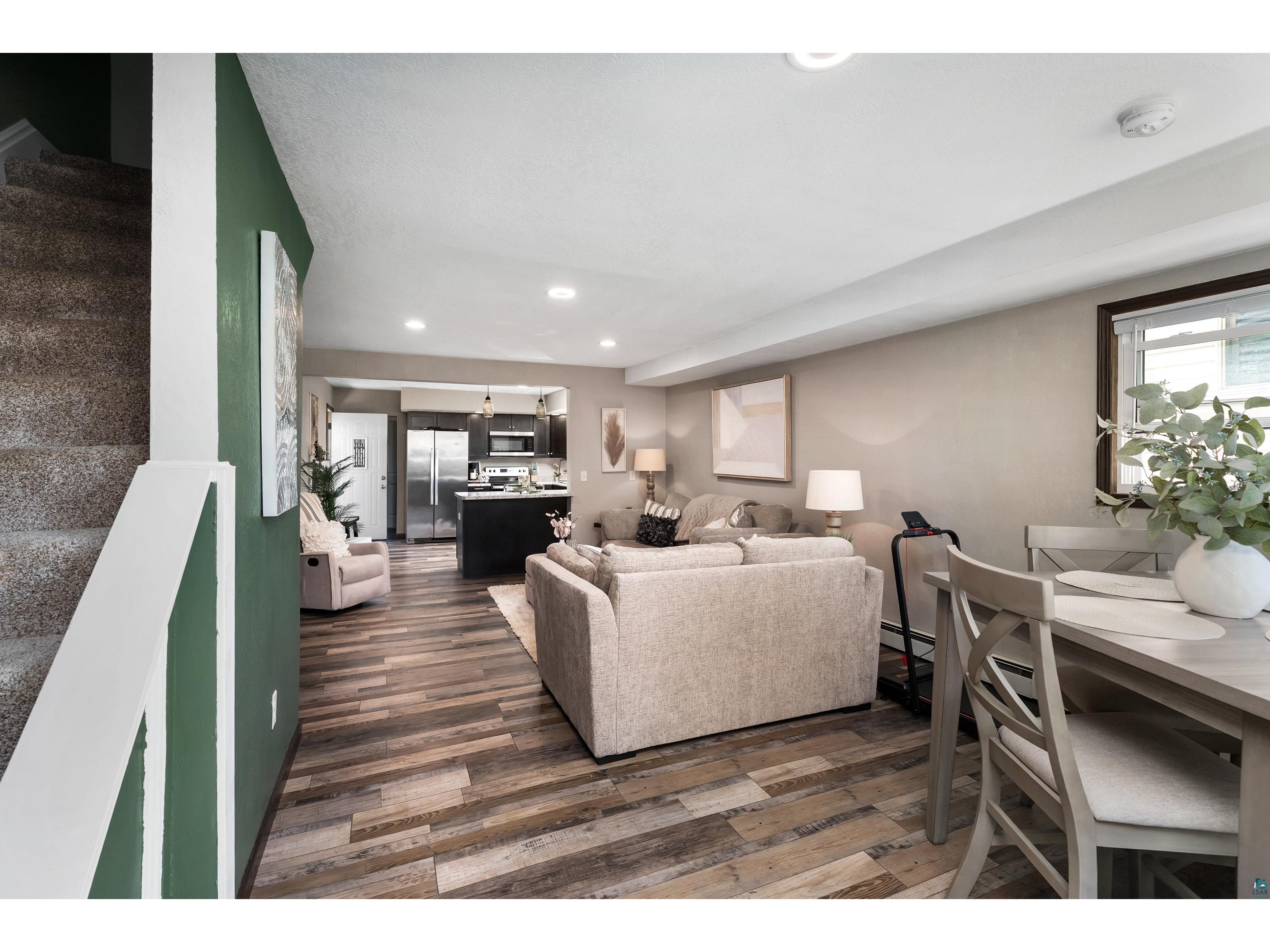 2020 Ohio Ave Superior WI 54880 6126332 image3