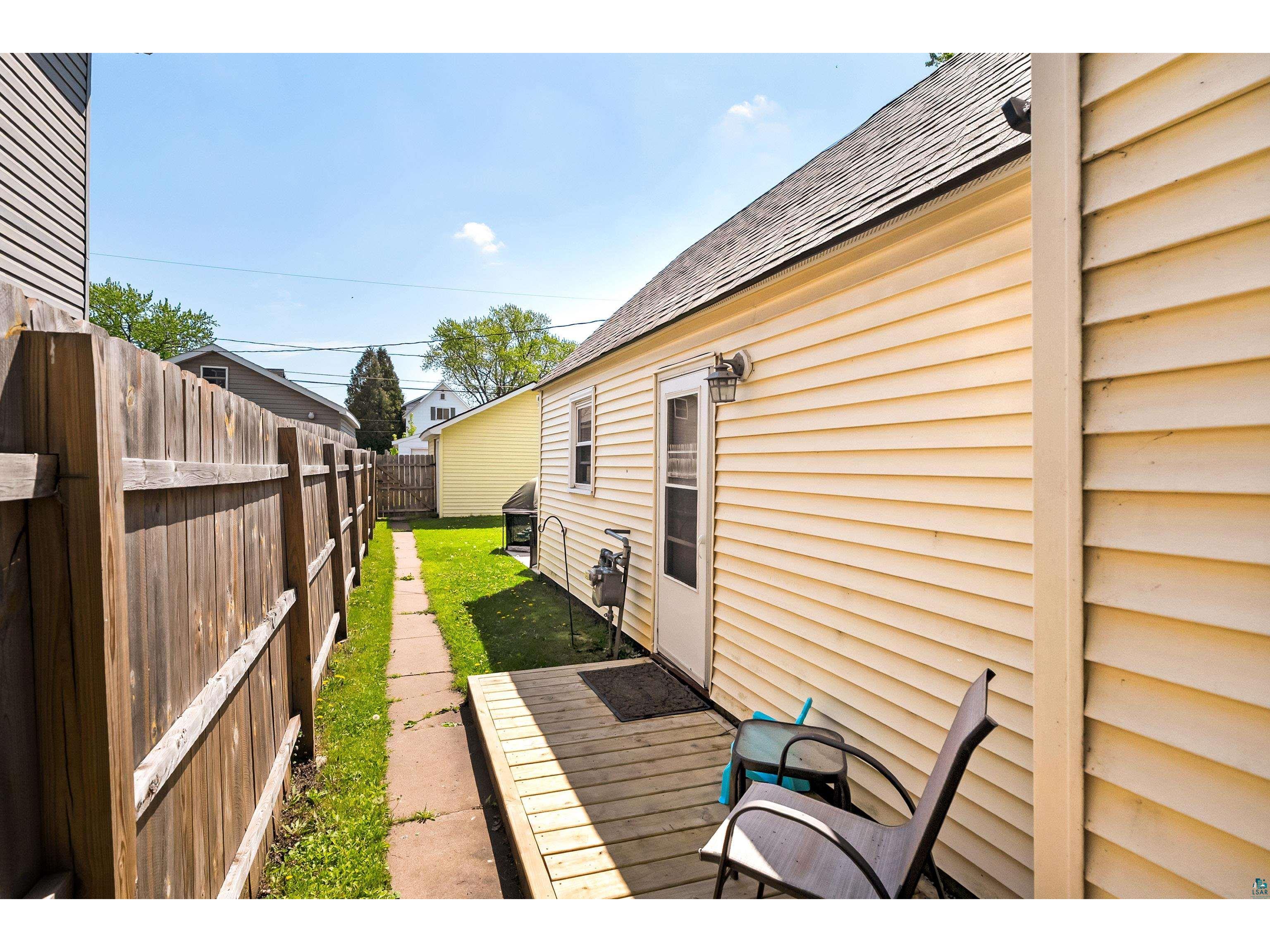 2020 Ohio Ave Superior WI 54880 6126332 image32