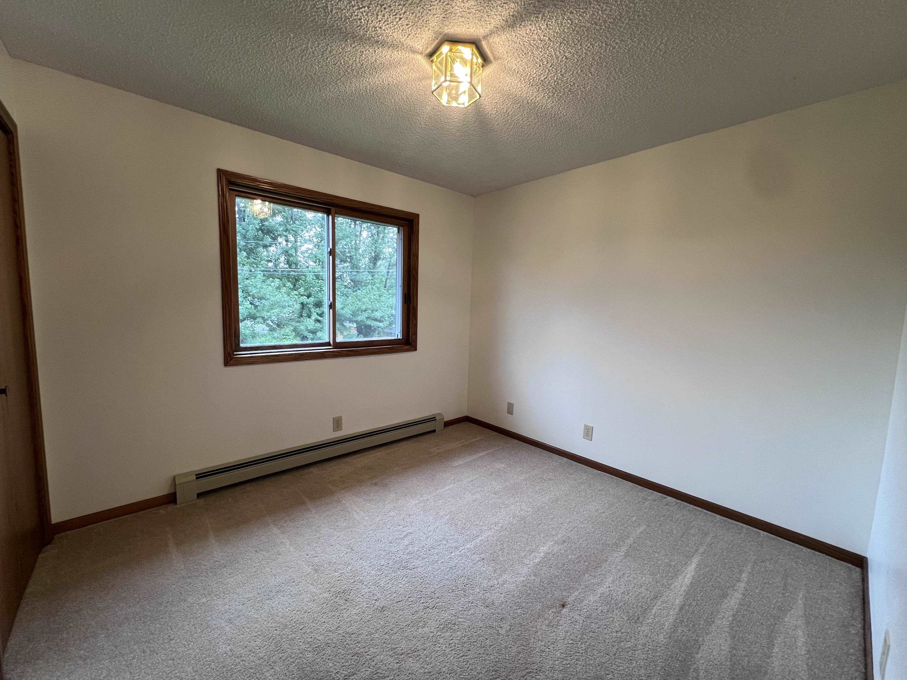 2023 E 11th St Superior WI 54880 6121931 image19