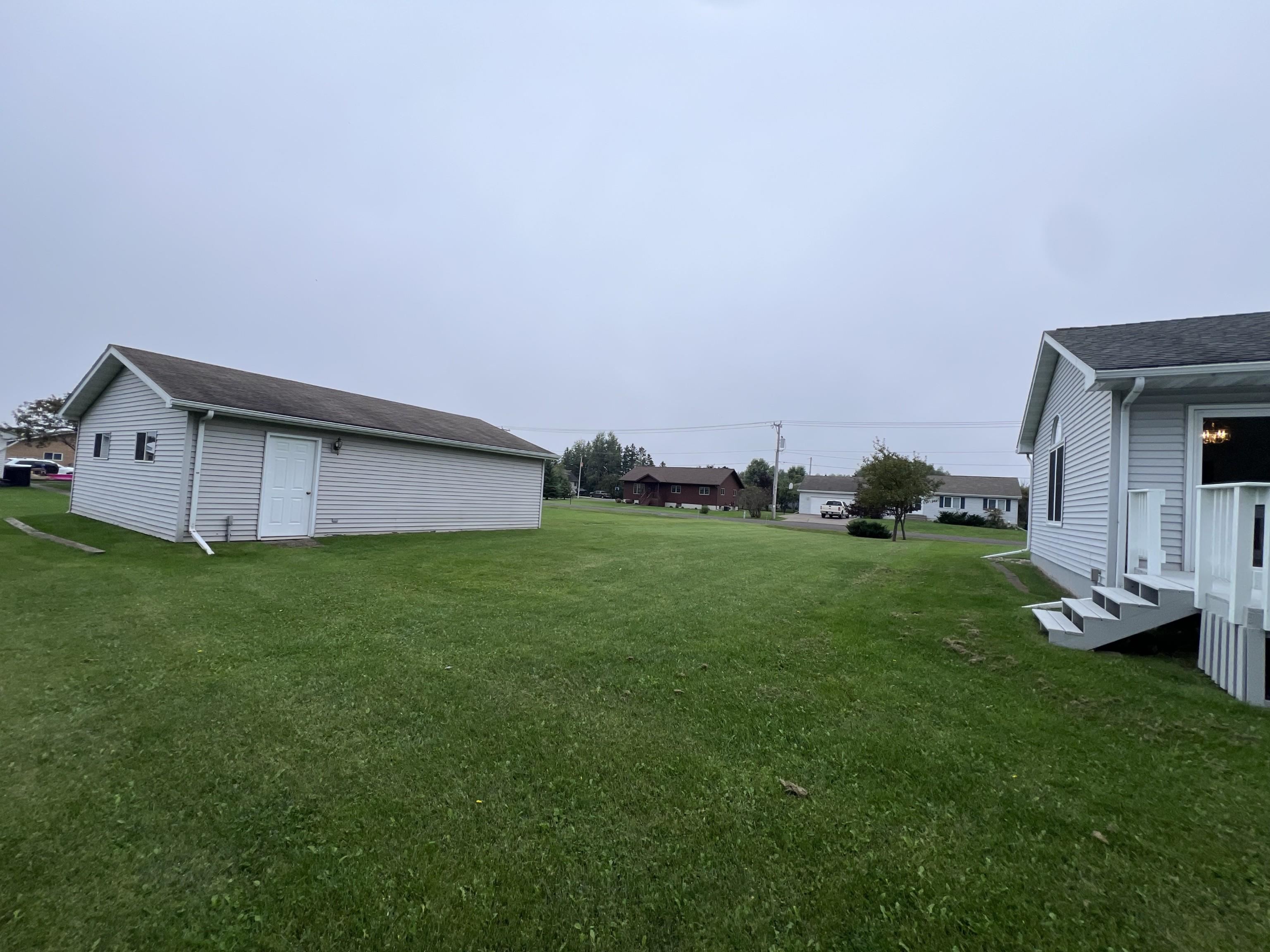 2023 E 11th St Superior WI 54880 6121931 image36