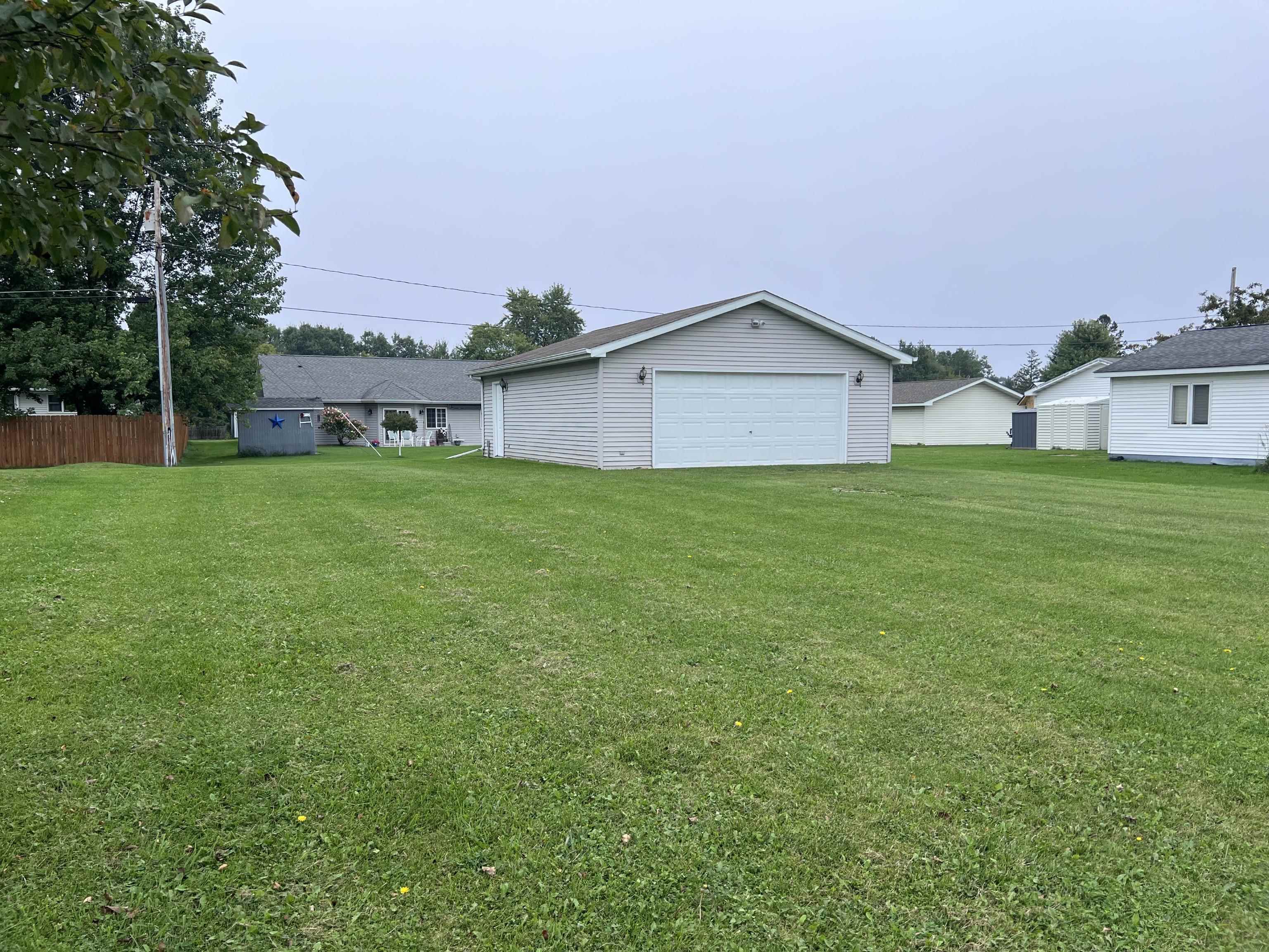 2023 E 11th St Superior WI 54880 6121931 image37