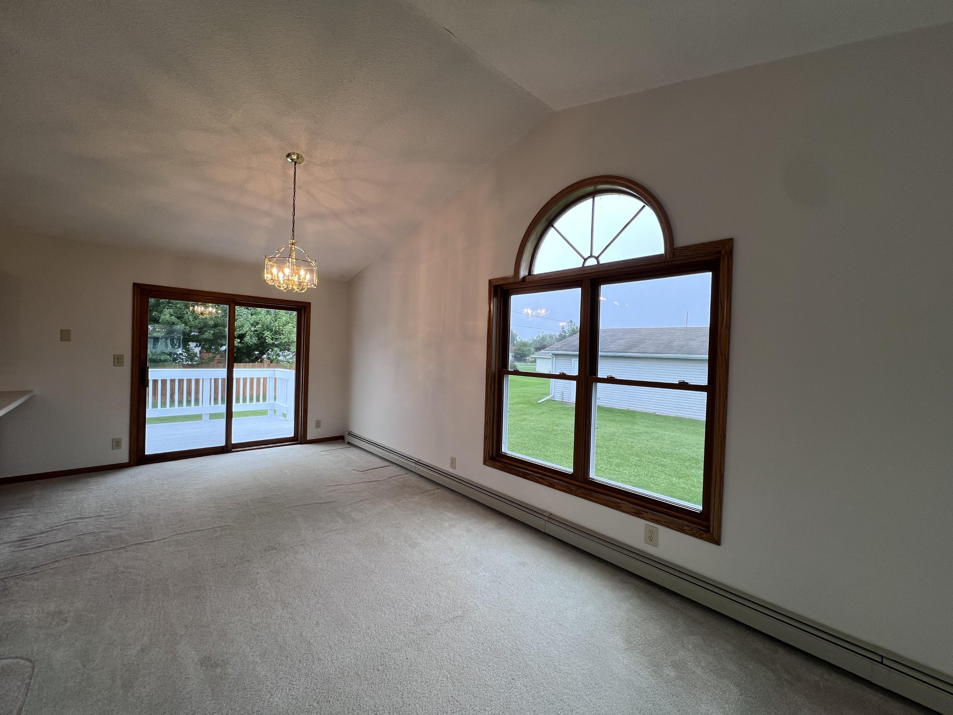 2023 E 11th St Superior WI 54880 6121931 image9