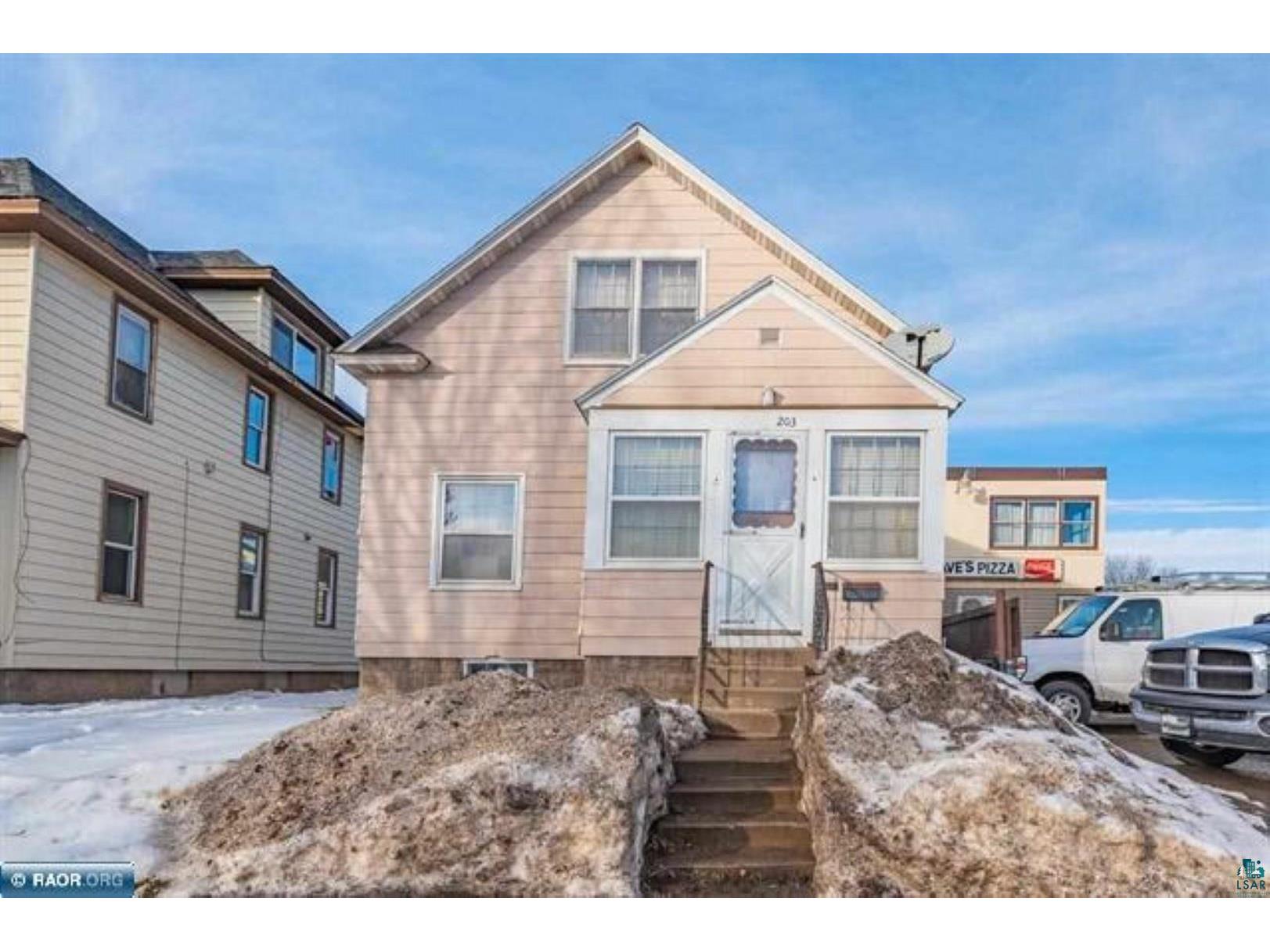 203 S 3rd St Virginia MN 55792 6112118 image1