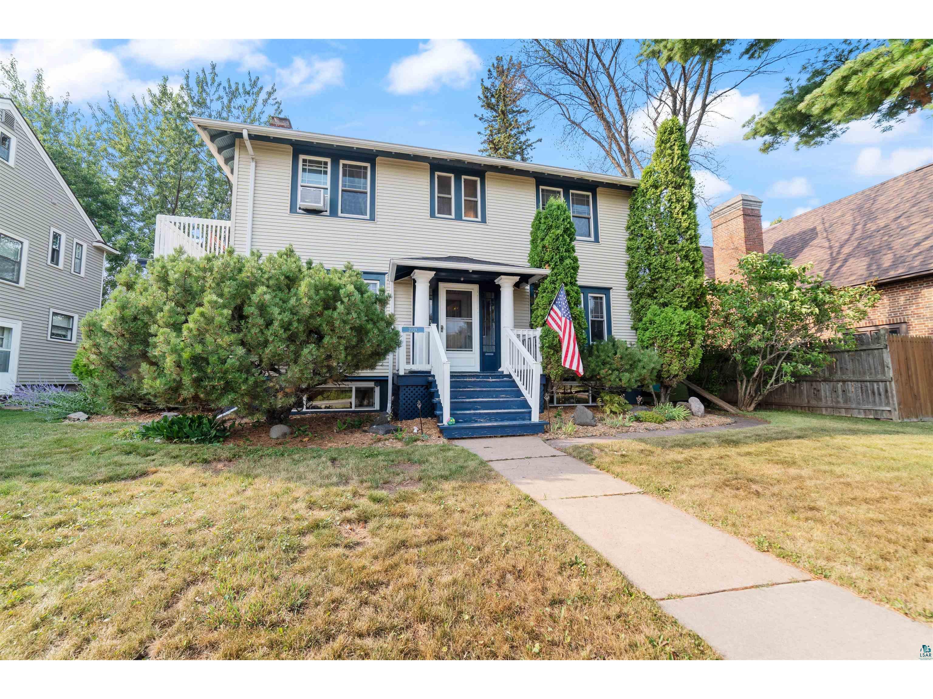 2039 E 8th St Duluth MN 55812 6110278 image1