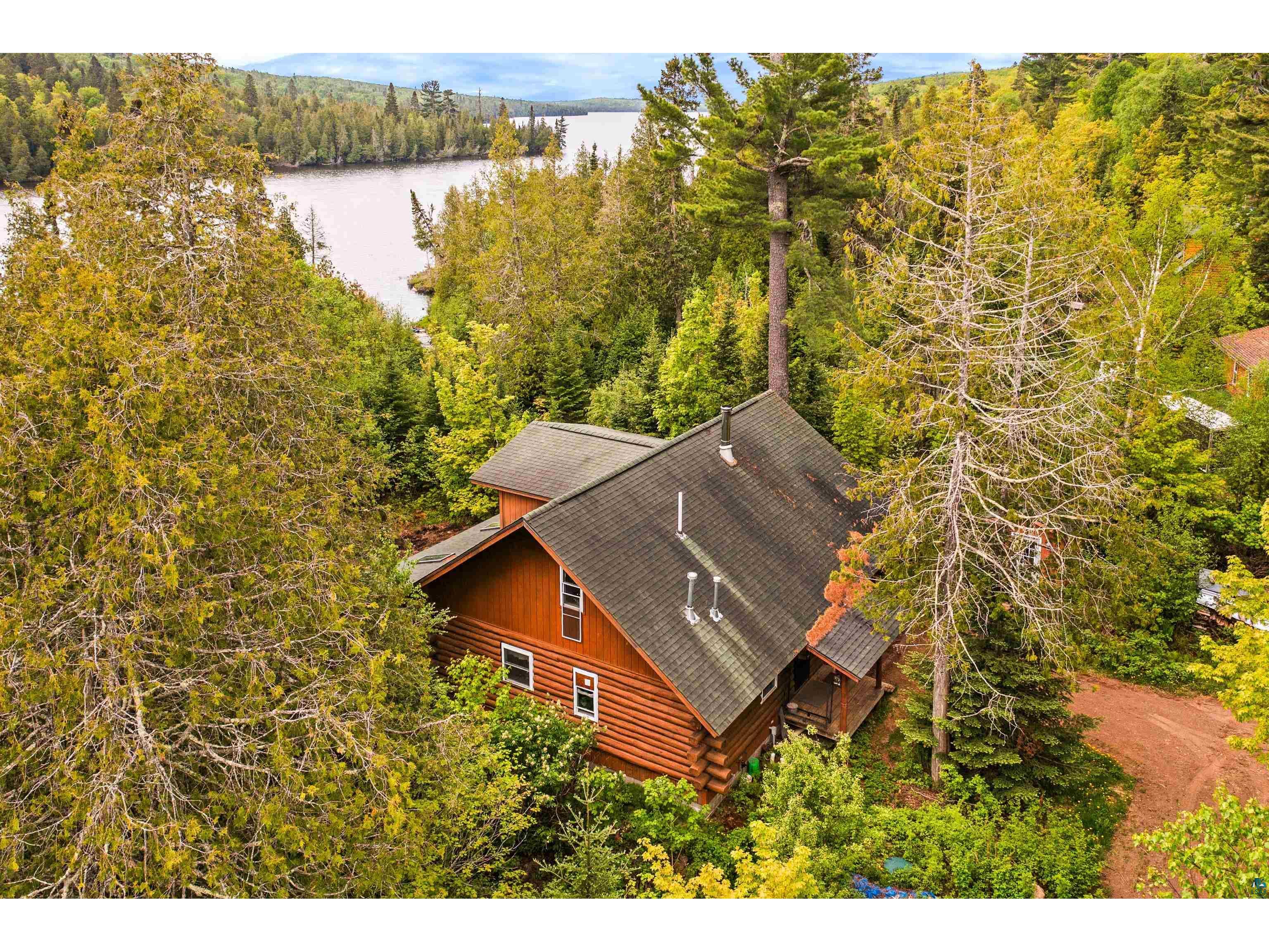 204 E Deeryard Rd Grand Marais MN 55604 - Deeryard 6125024 image2