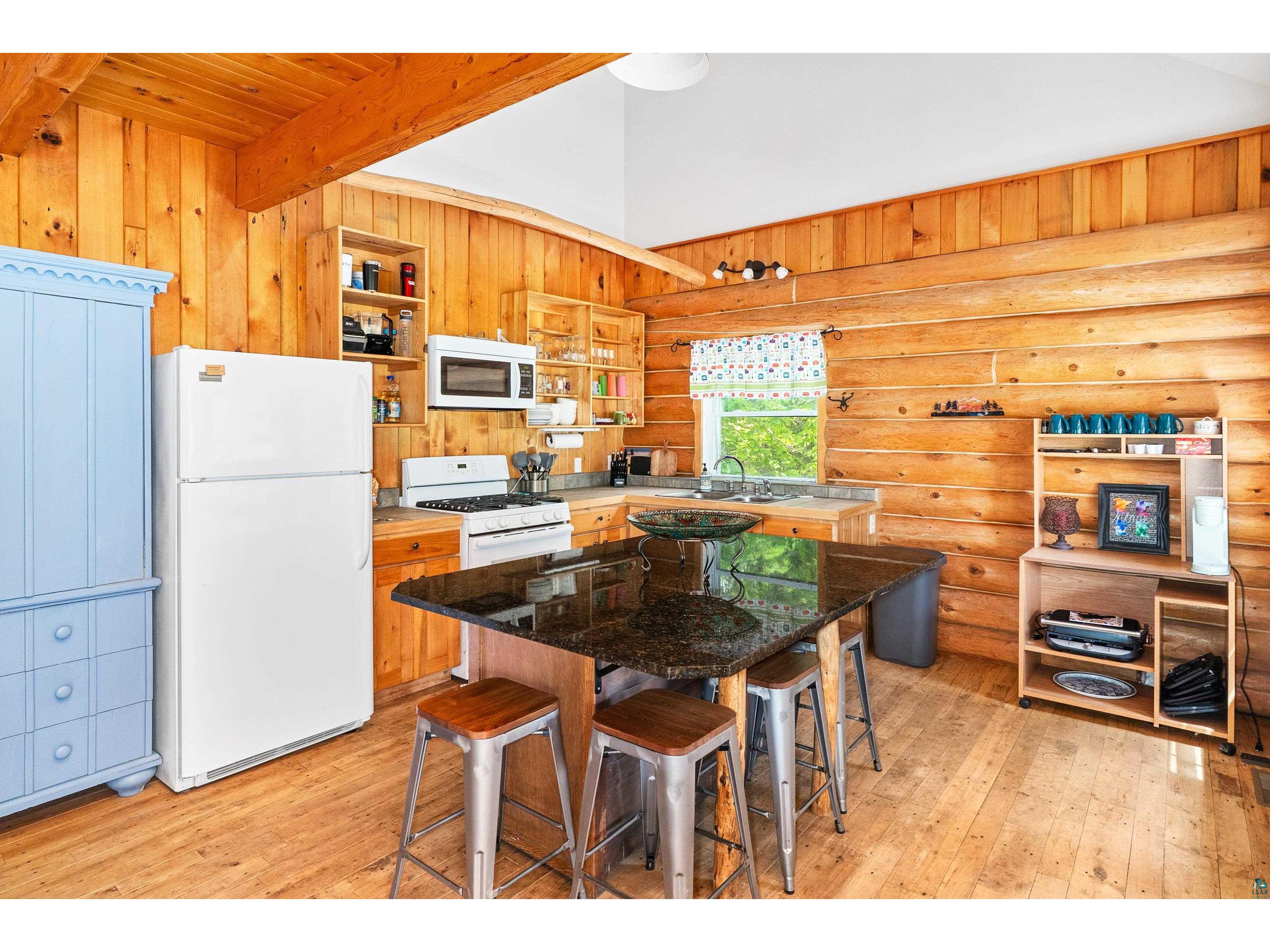 204 E Deeryard Rd Grand Marais MN 55604 - Deeryard 6125024 image8