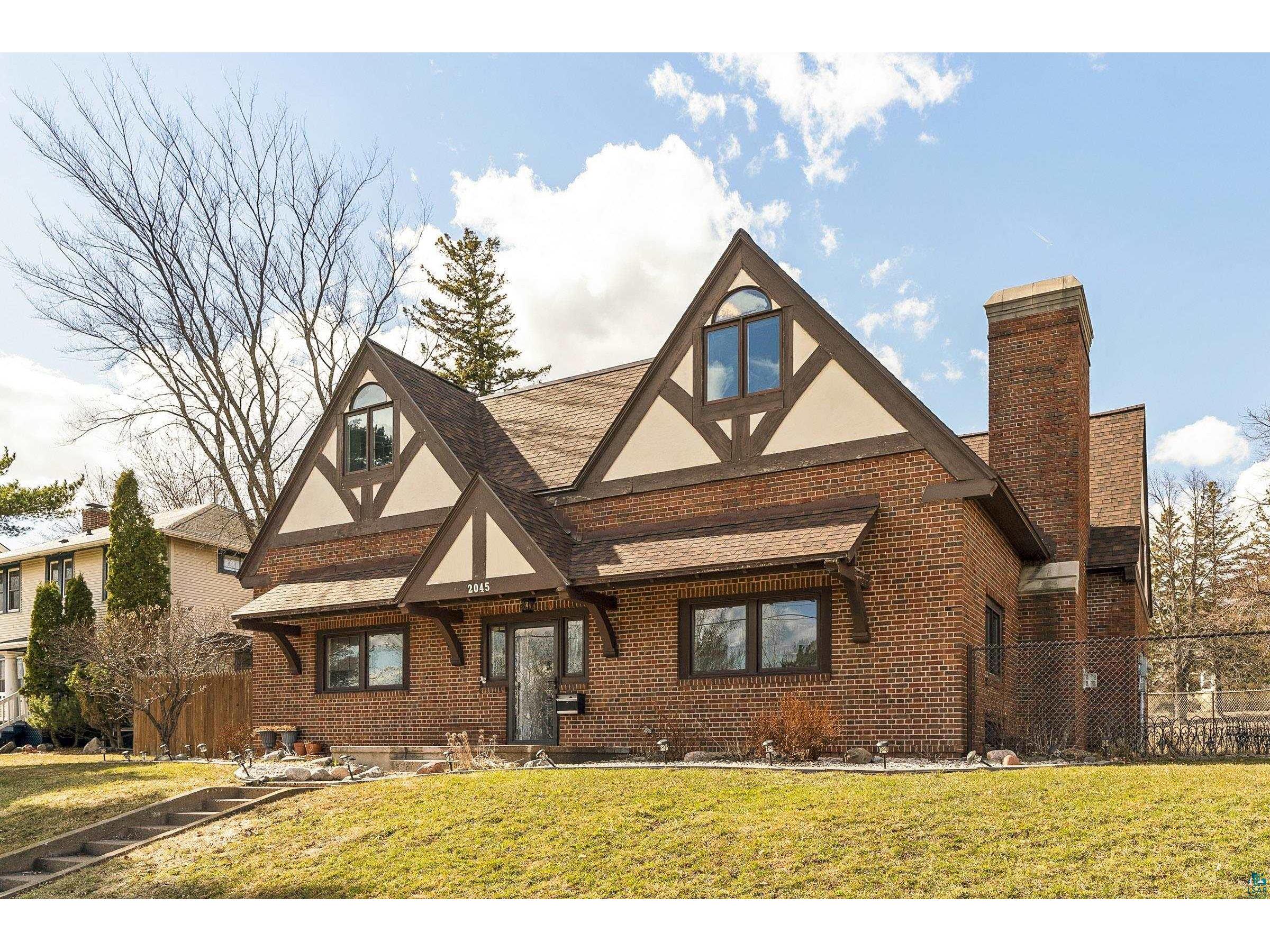 2045 E 8th St Duluth MN 55812 6113249 image1
