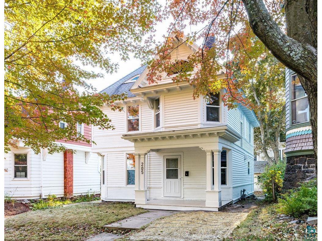 205 S 16th Ave E Duluth MN 55812 6117256 image1