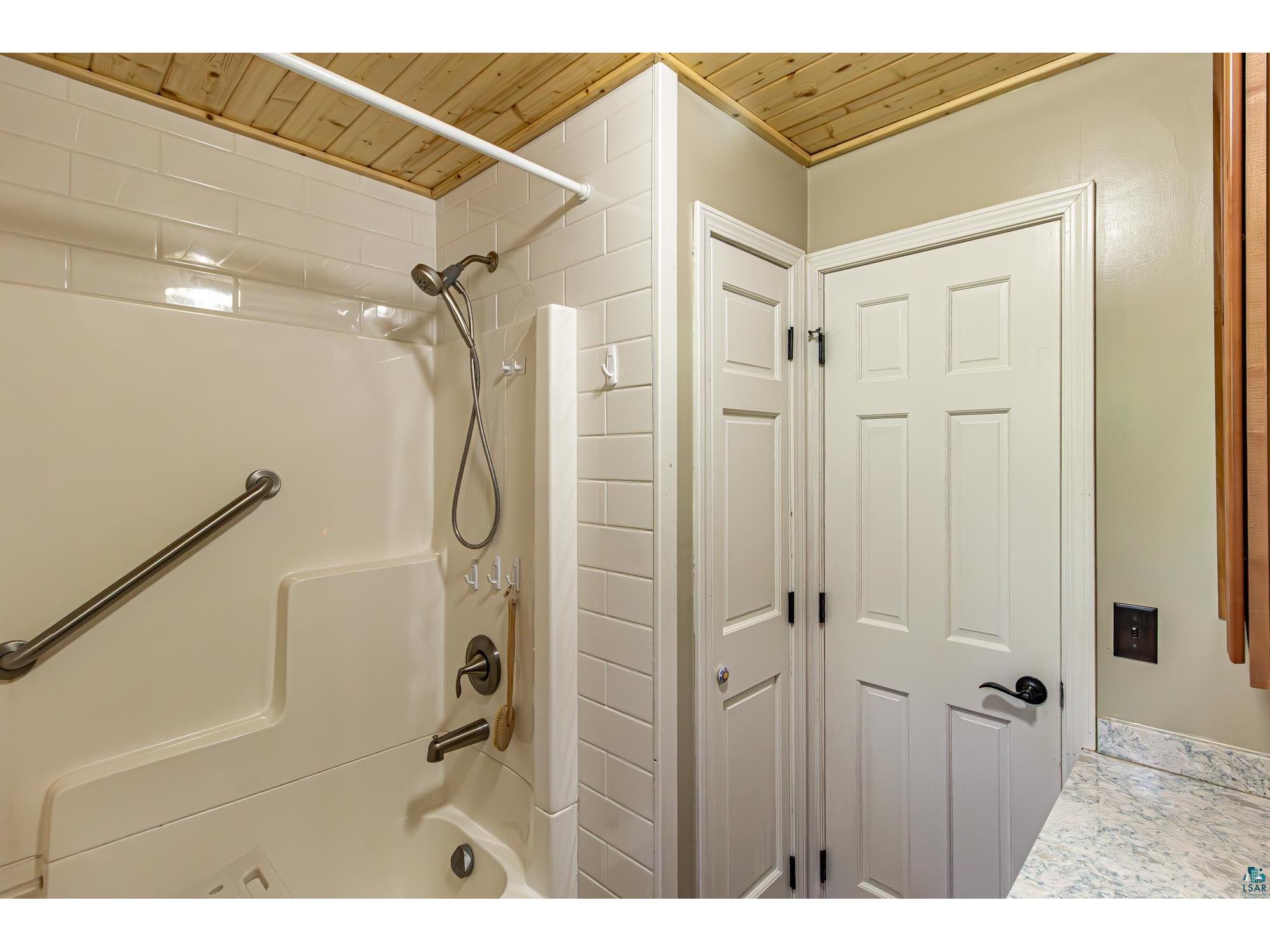 2056 Mollywood Ln Ely MN 55731 - Burntside Lake 6126014 image34