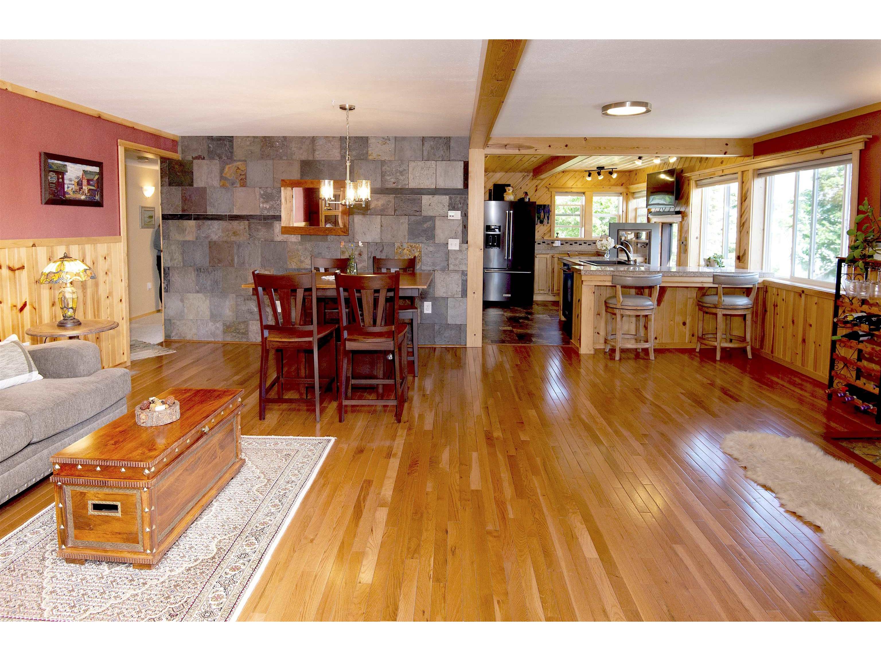 206 N Broadway Ave Grand Marais MN 55604 6123019 image15