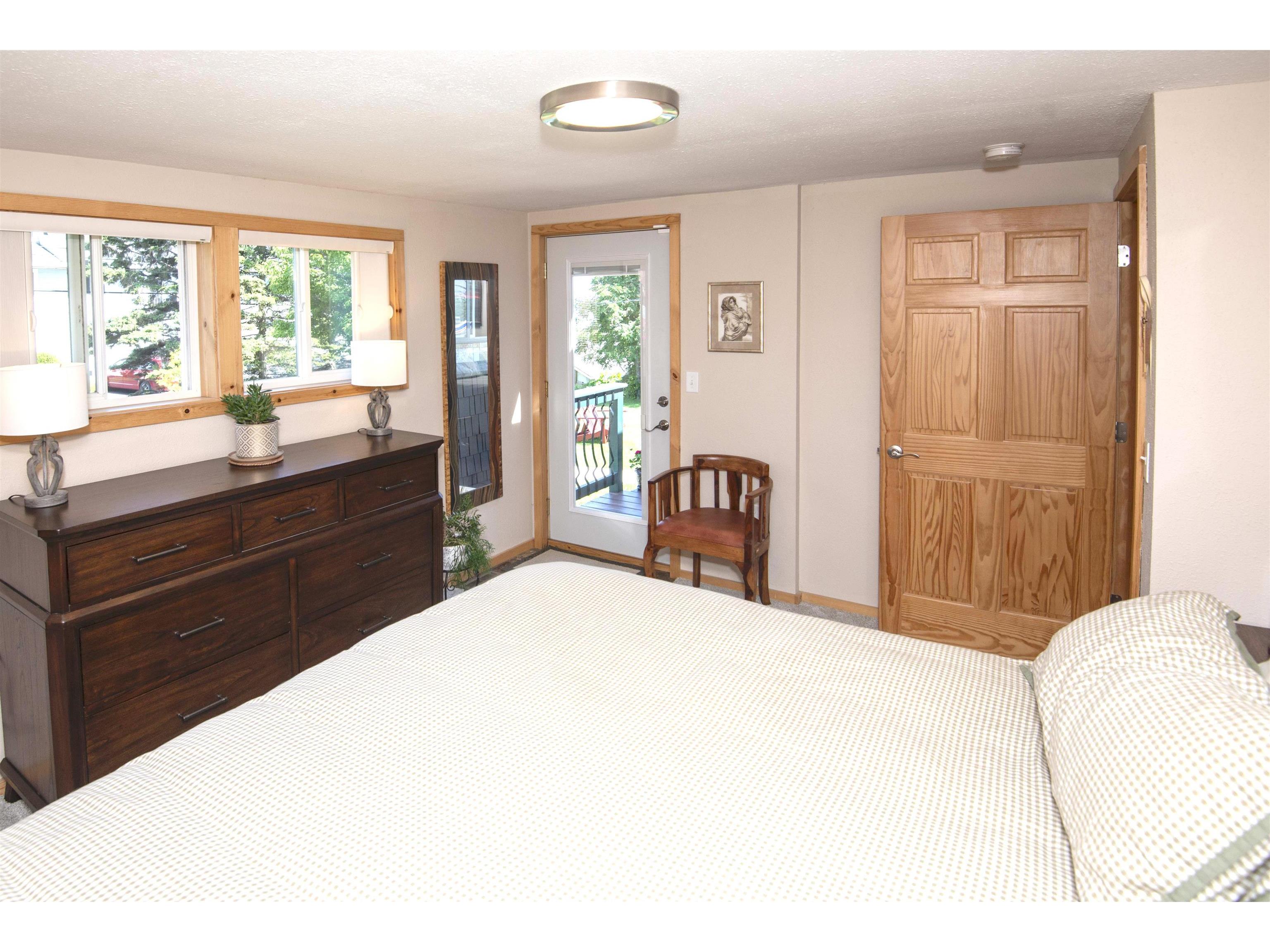 206 N Broadway Ave Grand Marais MN 55604 6123019 image23