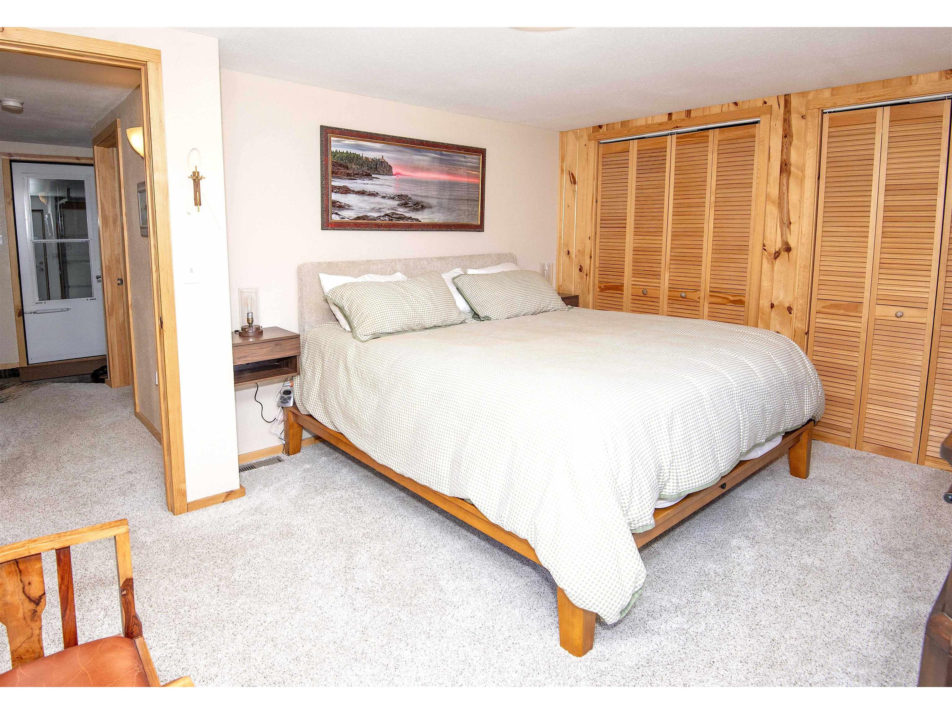 206 N Broadway Ave Grand Marais MN 55604 6123019 image24