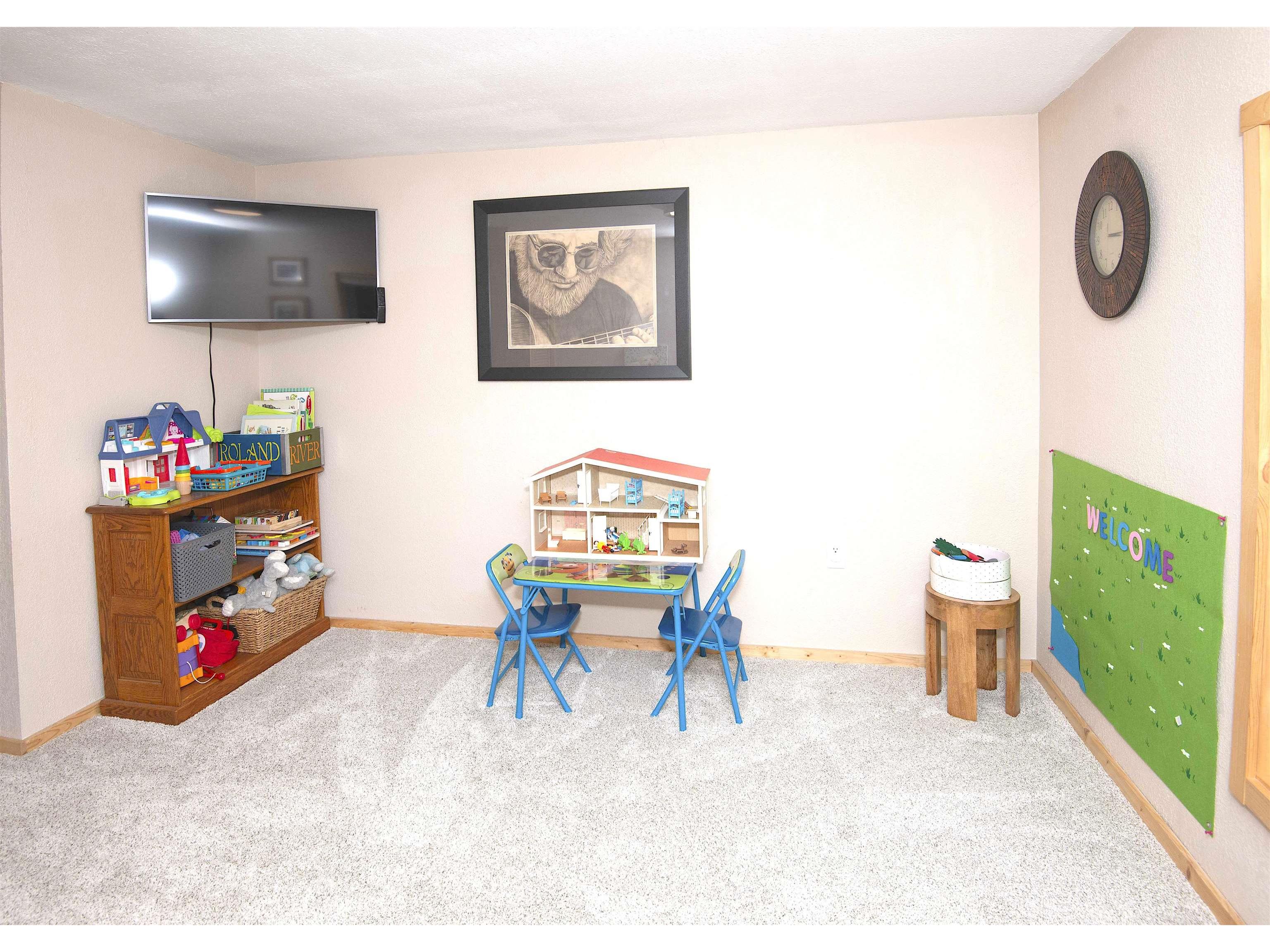 206 N Broadway Ave Grand Marais MN 55604 6123019 image28