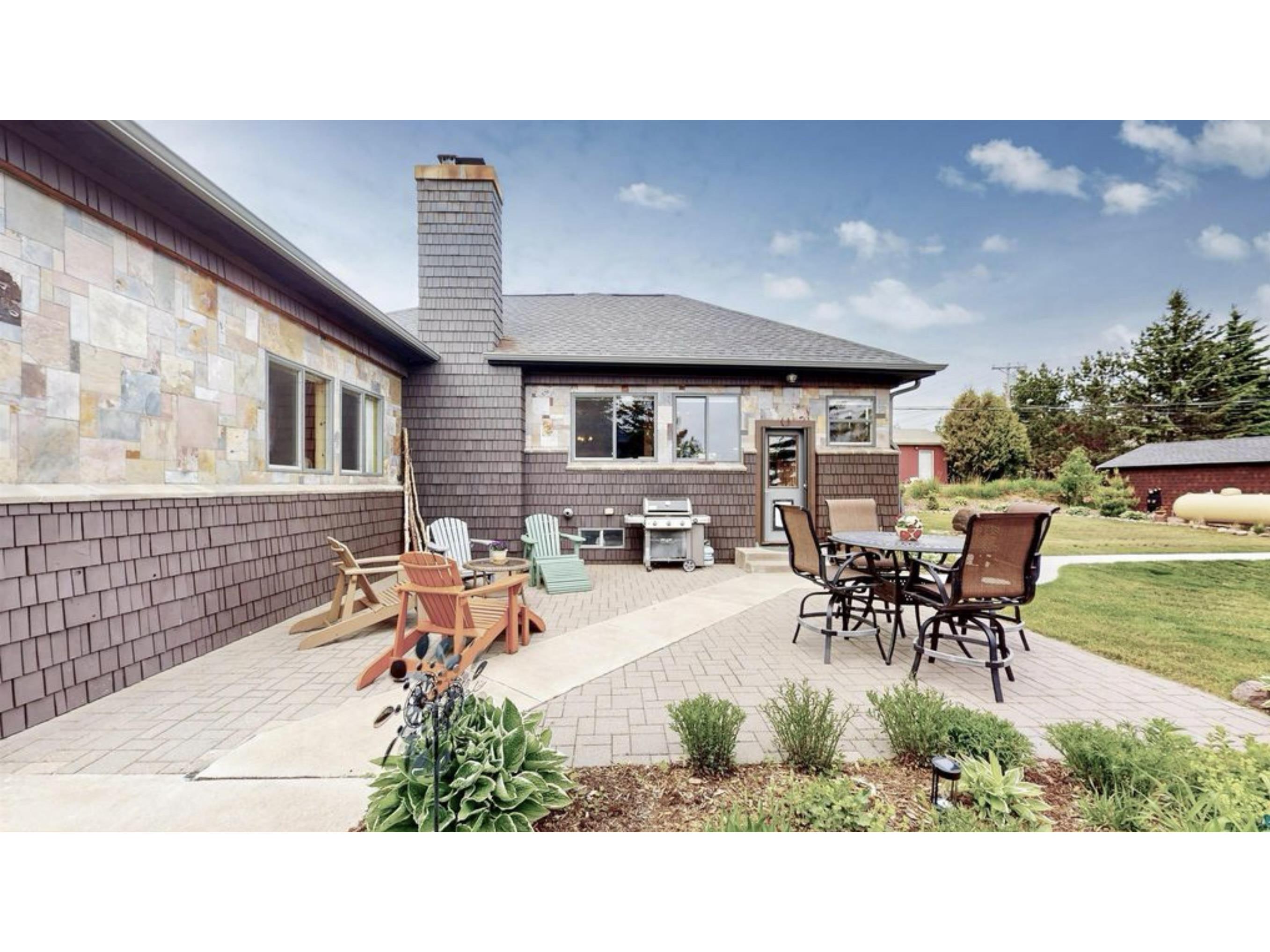 206 N Broadway Ave Grand Marais MN 55604 6123019 image29