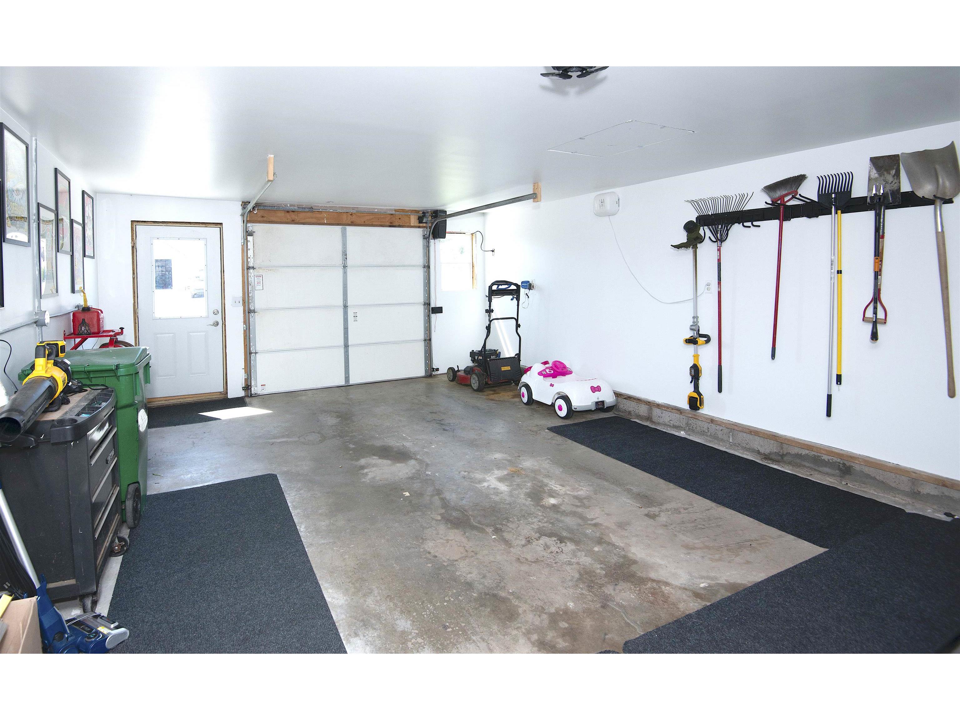 206 N Broadway Ave Grand Marais MN 55604 6123019 image35