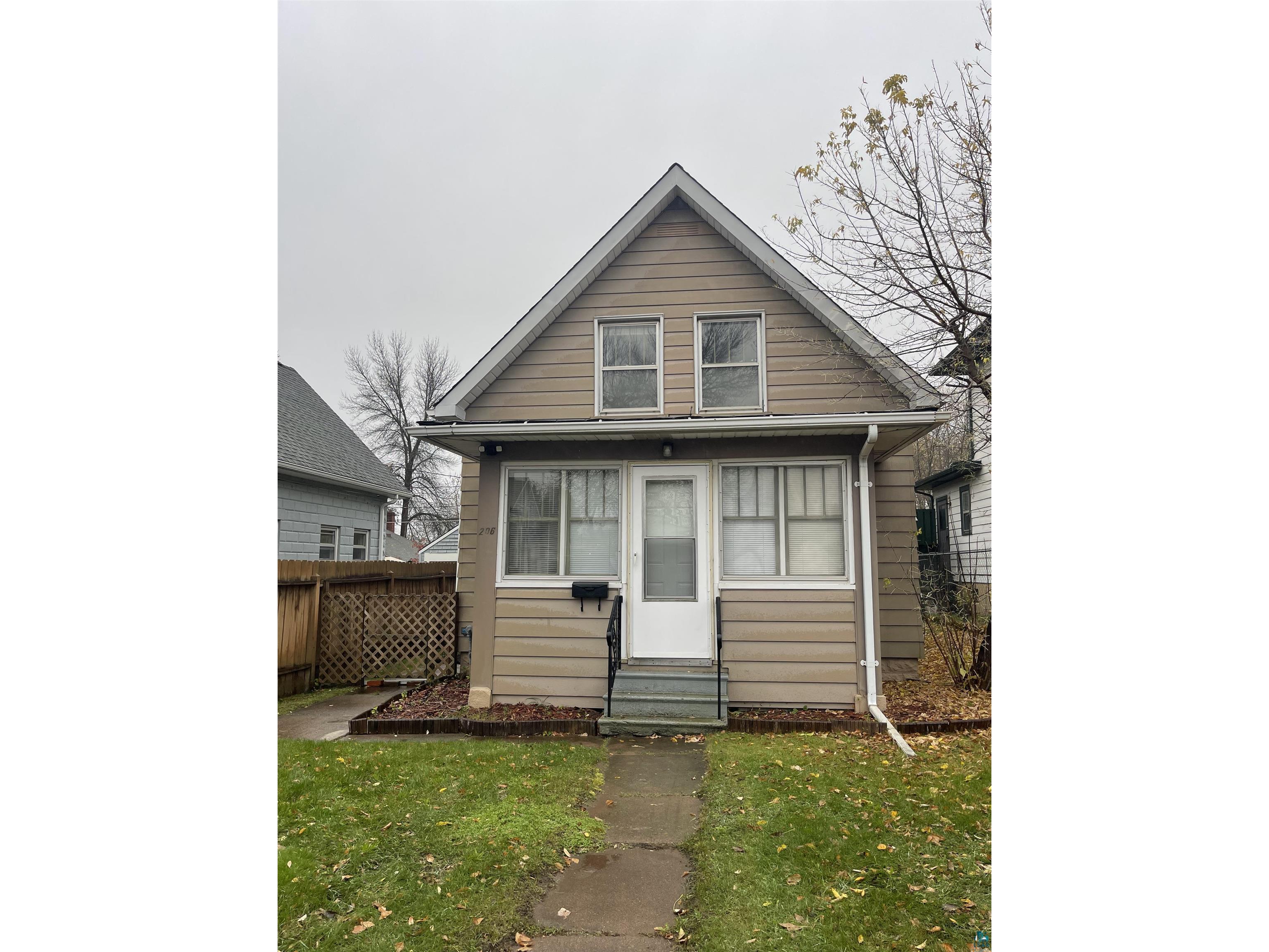 206 W House St Duluth MN 55808 6111246 image1