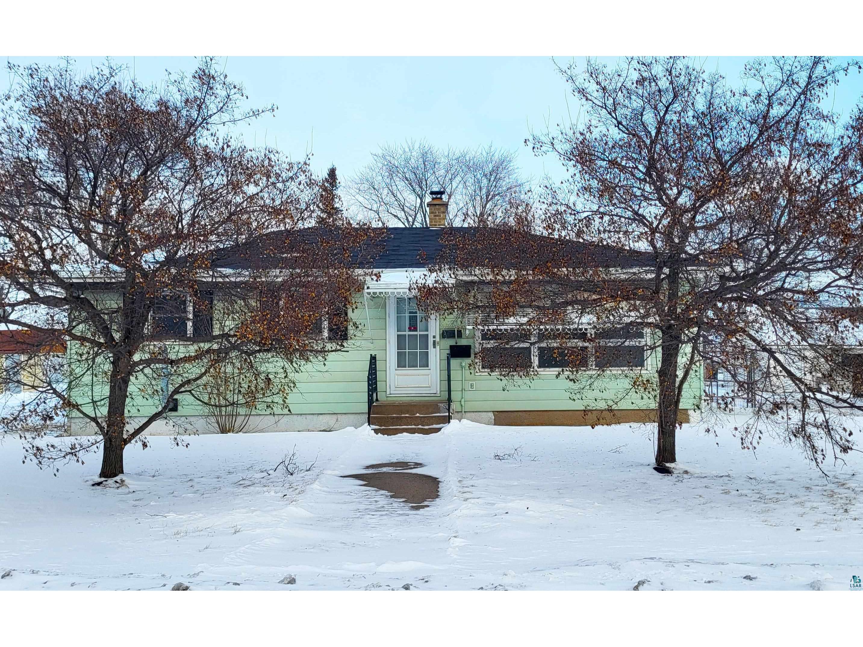 207 E 3rd St Superior WI 54880 6123507 image1