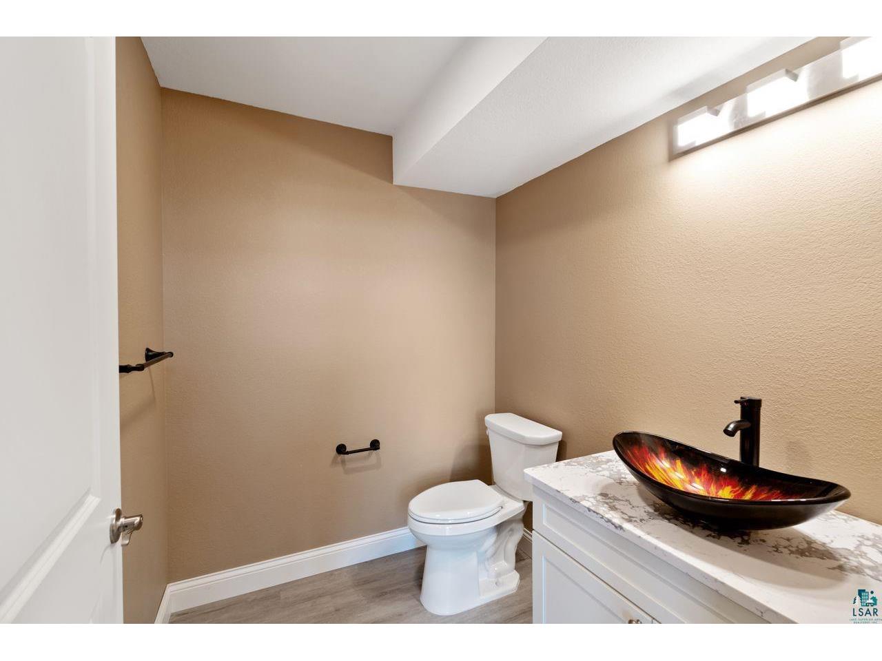 208 3rd Ave W Ashland WI 54806 6120797 image18