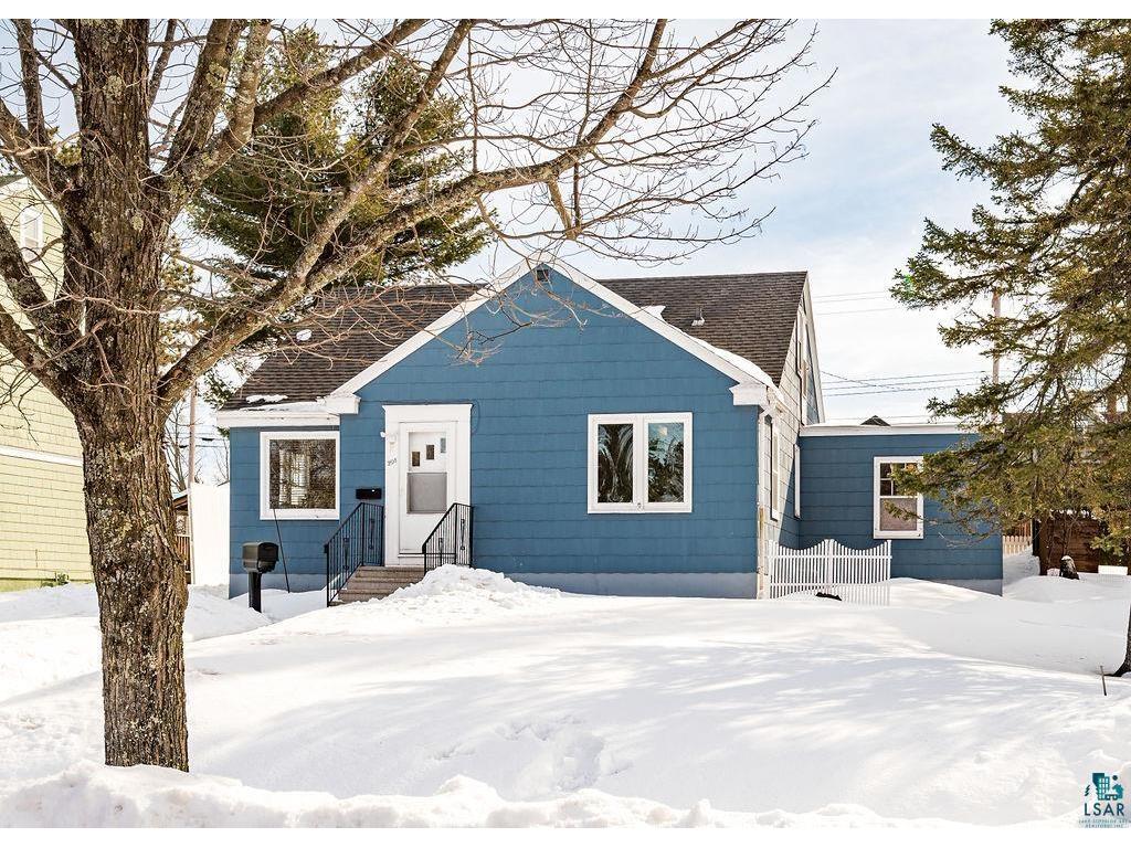 208 4th Ave, Two Harbors, MN, 55616 MLS 6107106 Edina Realty