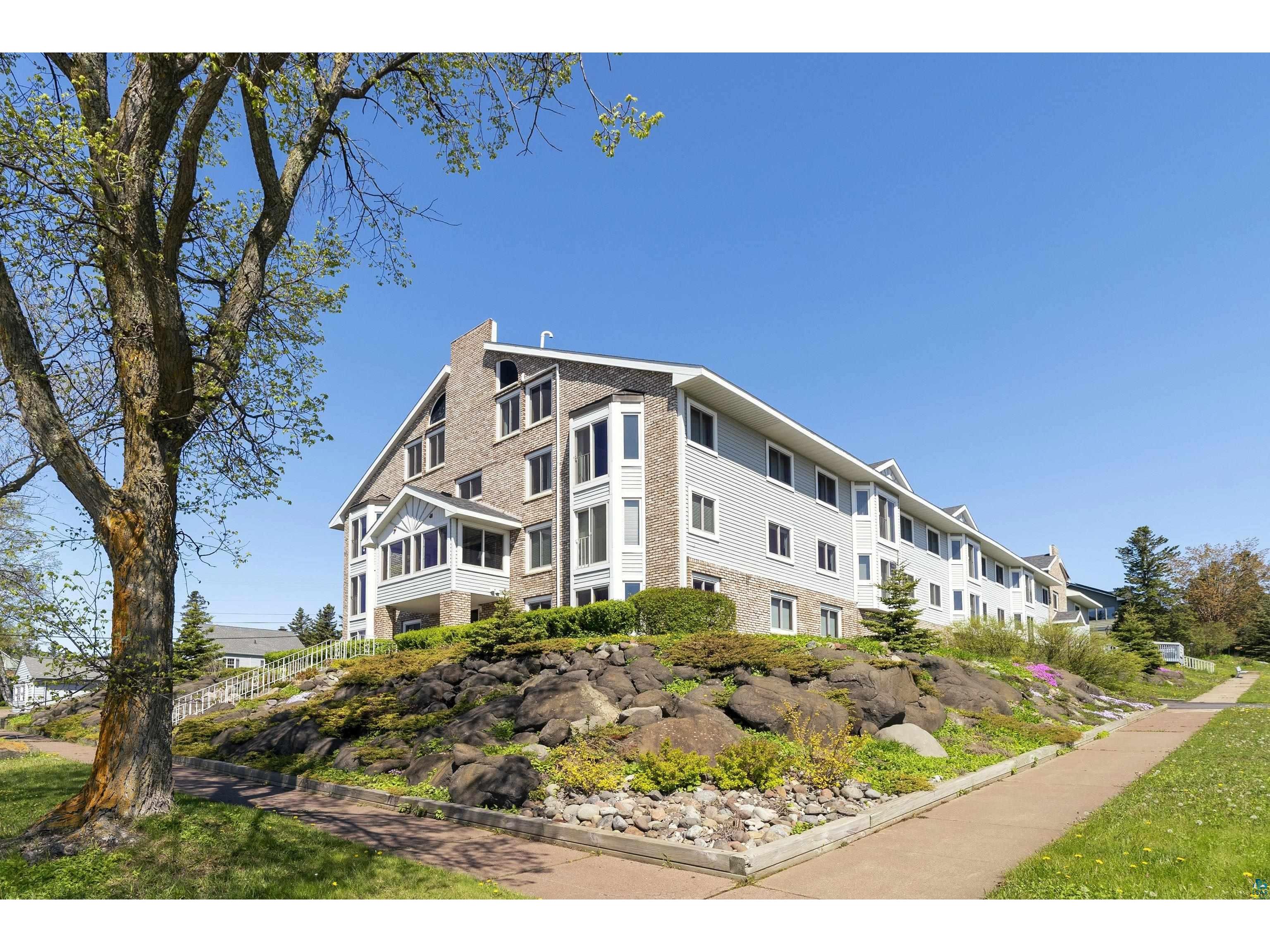 209 1st Ave E Grand Marais MN 55604 6120036 image1