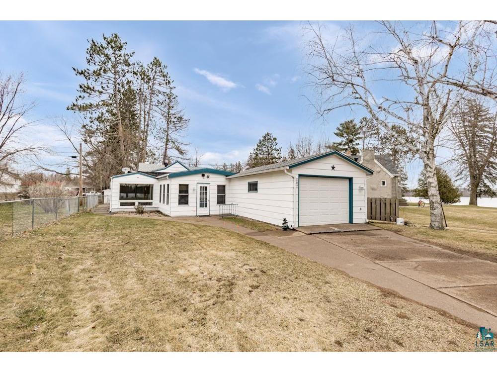 209 1st St Moose Lake MN 55767 - Moose 6118822 image1