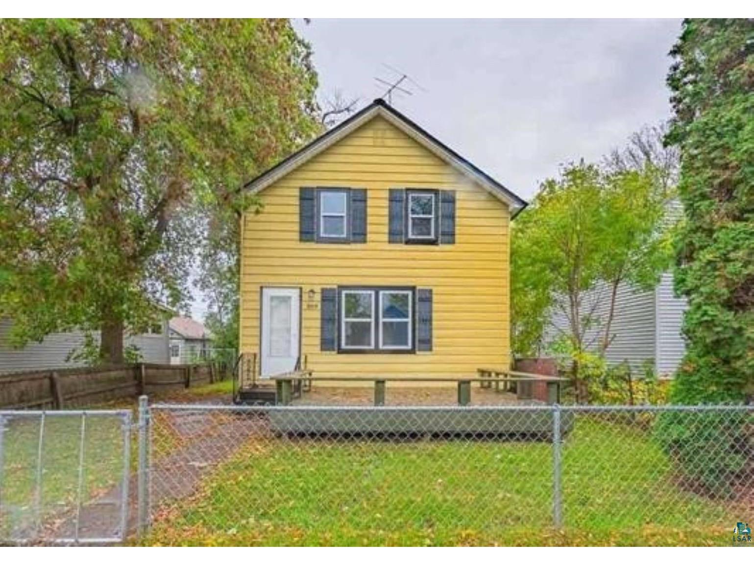 209 W Howard Ave Keewatin MN 55753 6110947 image1