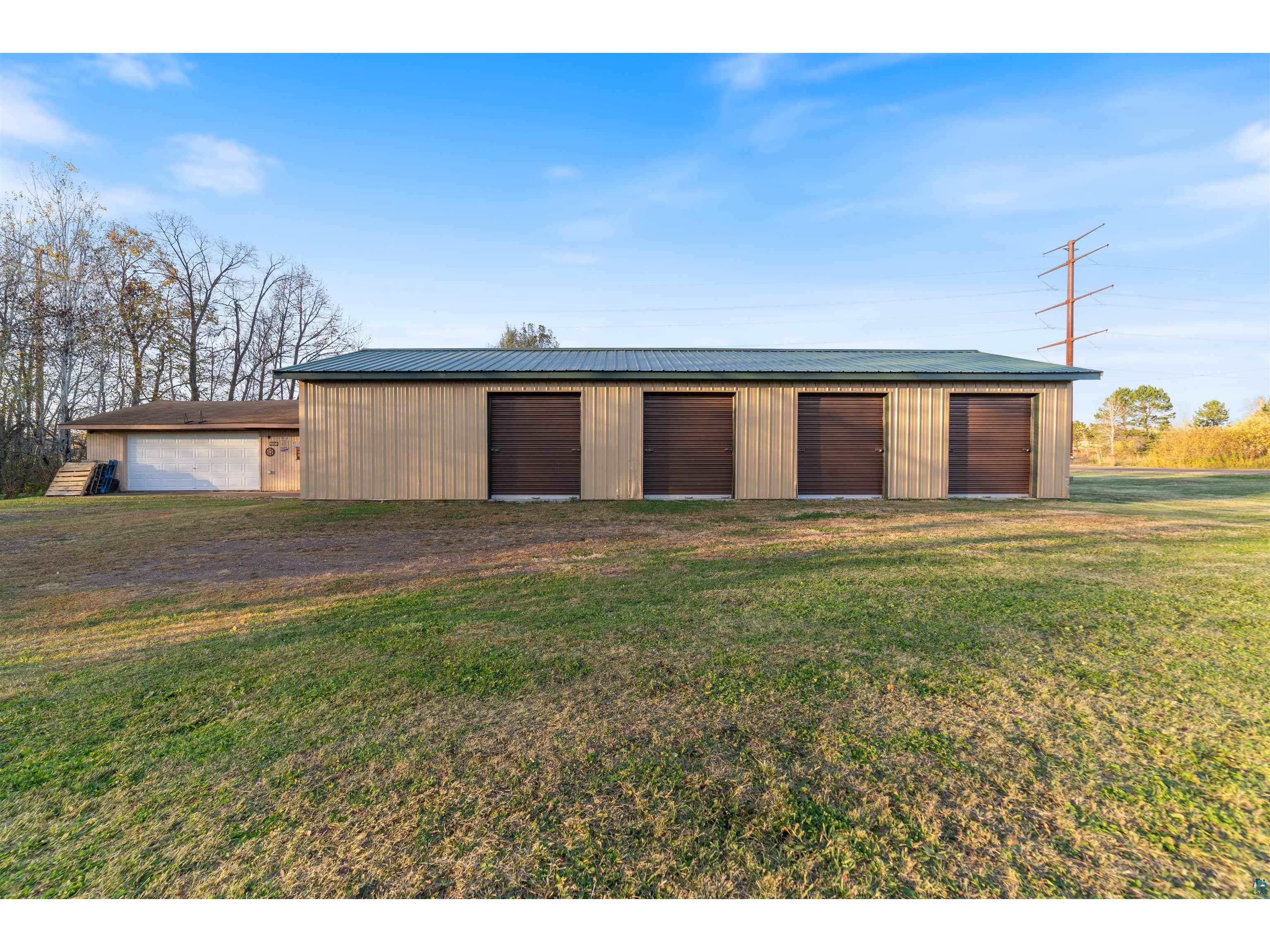 2091 E State St Superior WI 54880 6116664 image1