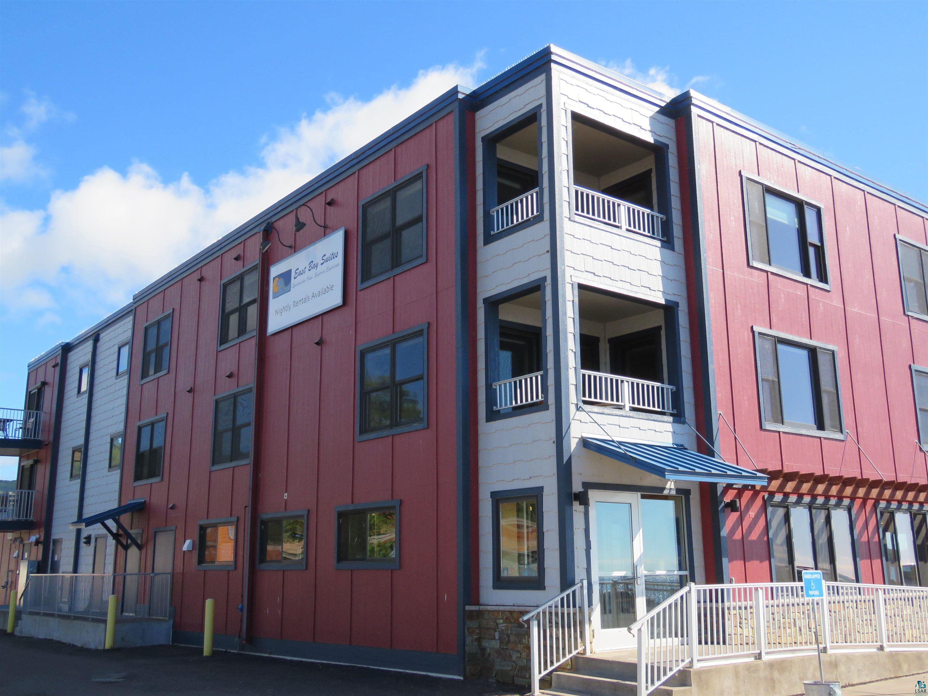 21 E Wisconsin St Grand Marais MN 55604 - Lake Superior 6110340 image1