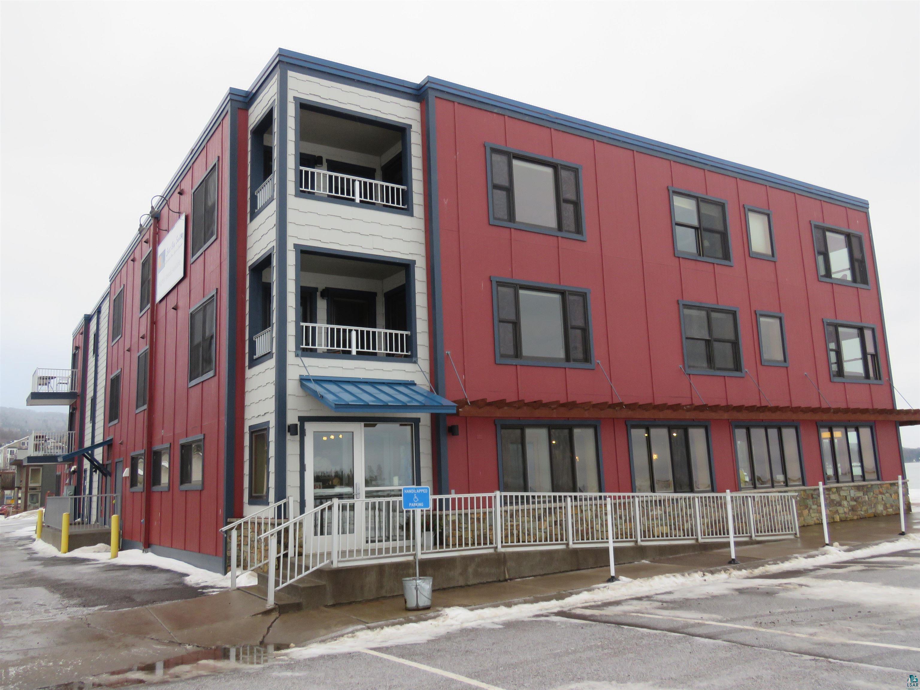 21 E Wisconsin St Grand Marais MN 55604 - Lake Superior 6110341 image1