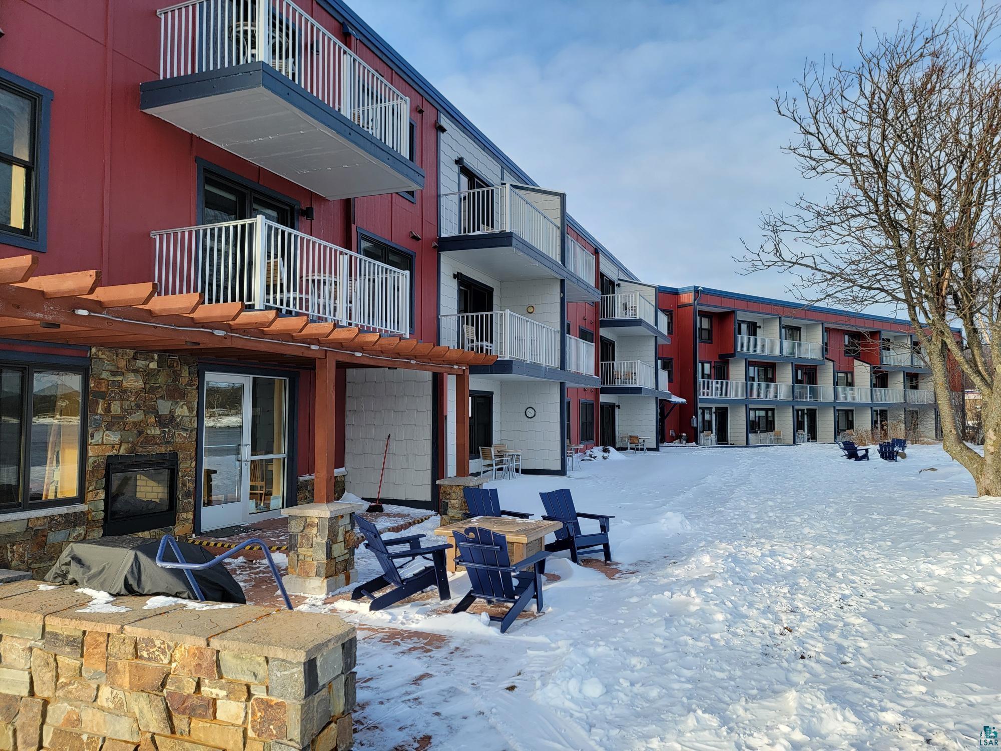21 E Wisconsin St Grand Marais MN 55604 - Lake Superior 6111953 image1