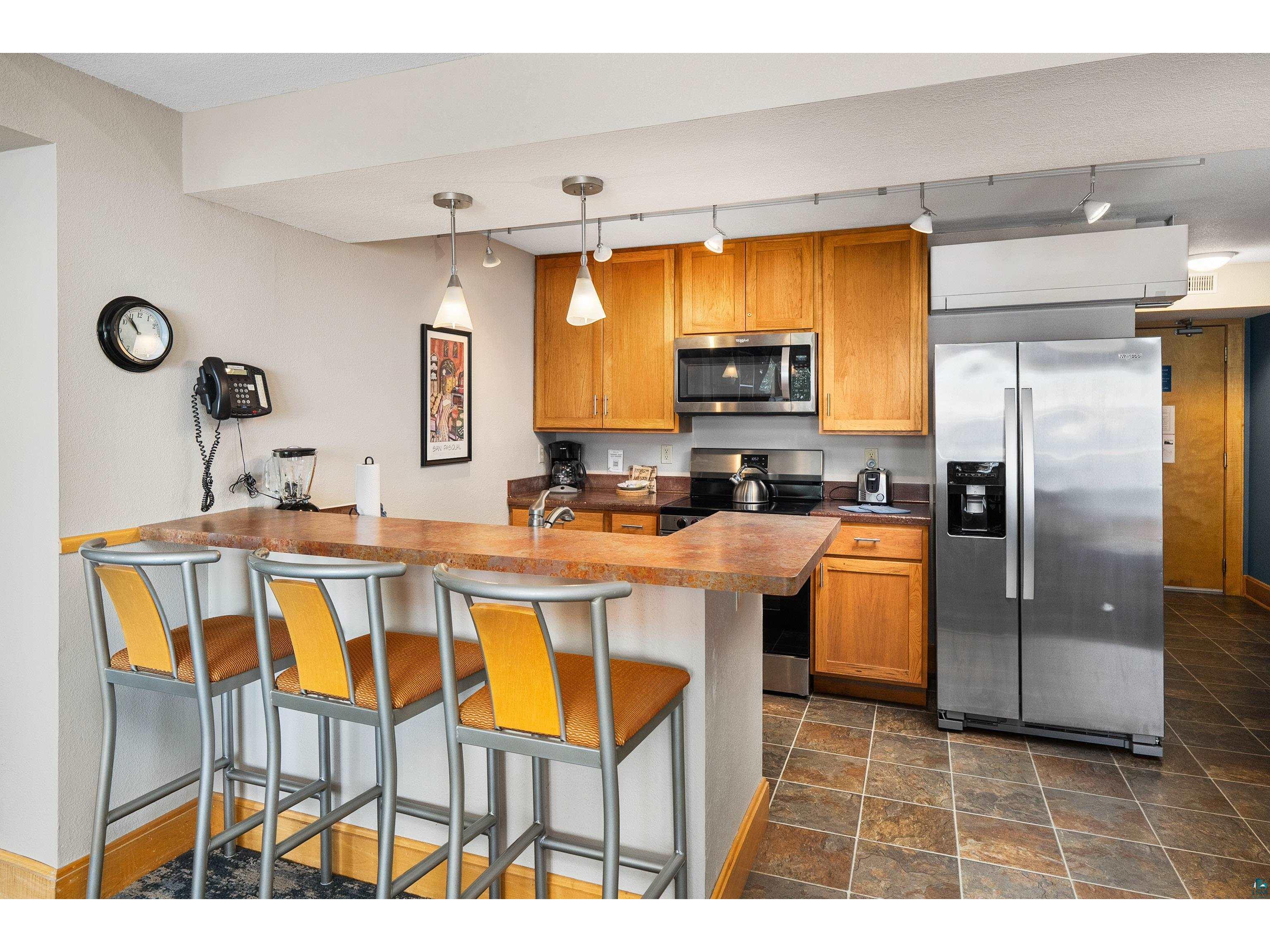 21 E Wisconsin St Grand Marais MN 55604 - Lake Superior 6126310 image10