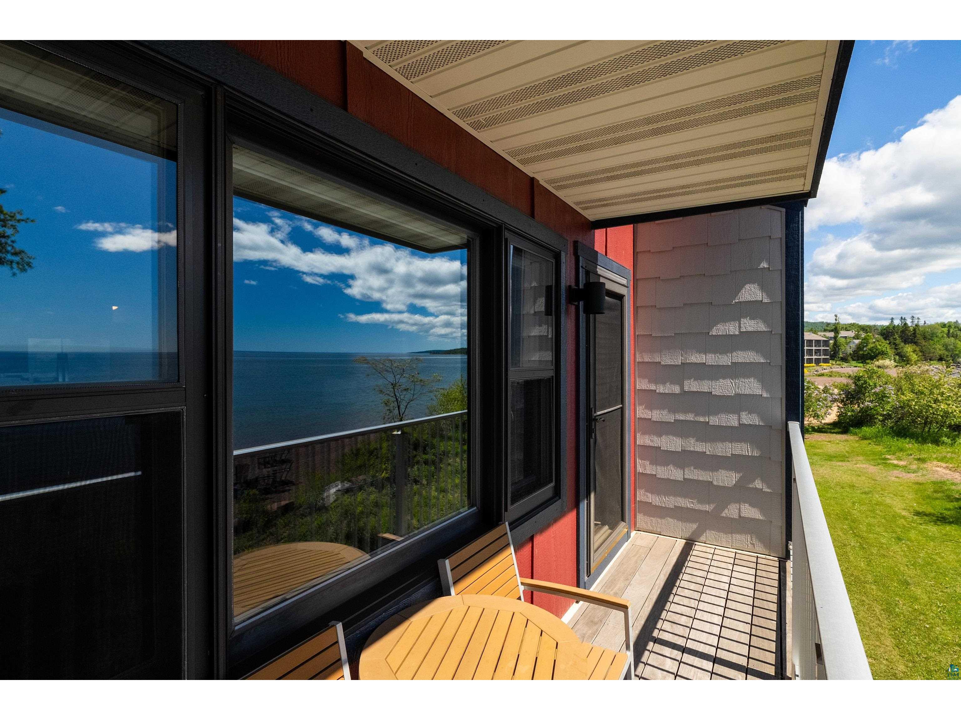21 E Wisconsin St Grand Marais MN 55604 - Lake Superior 6126310 image19