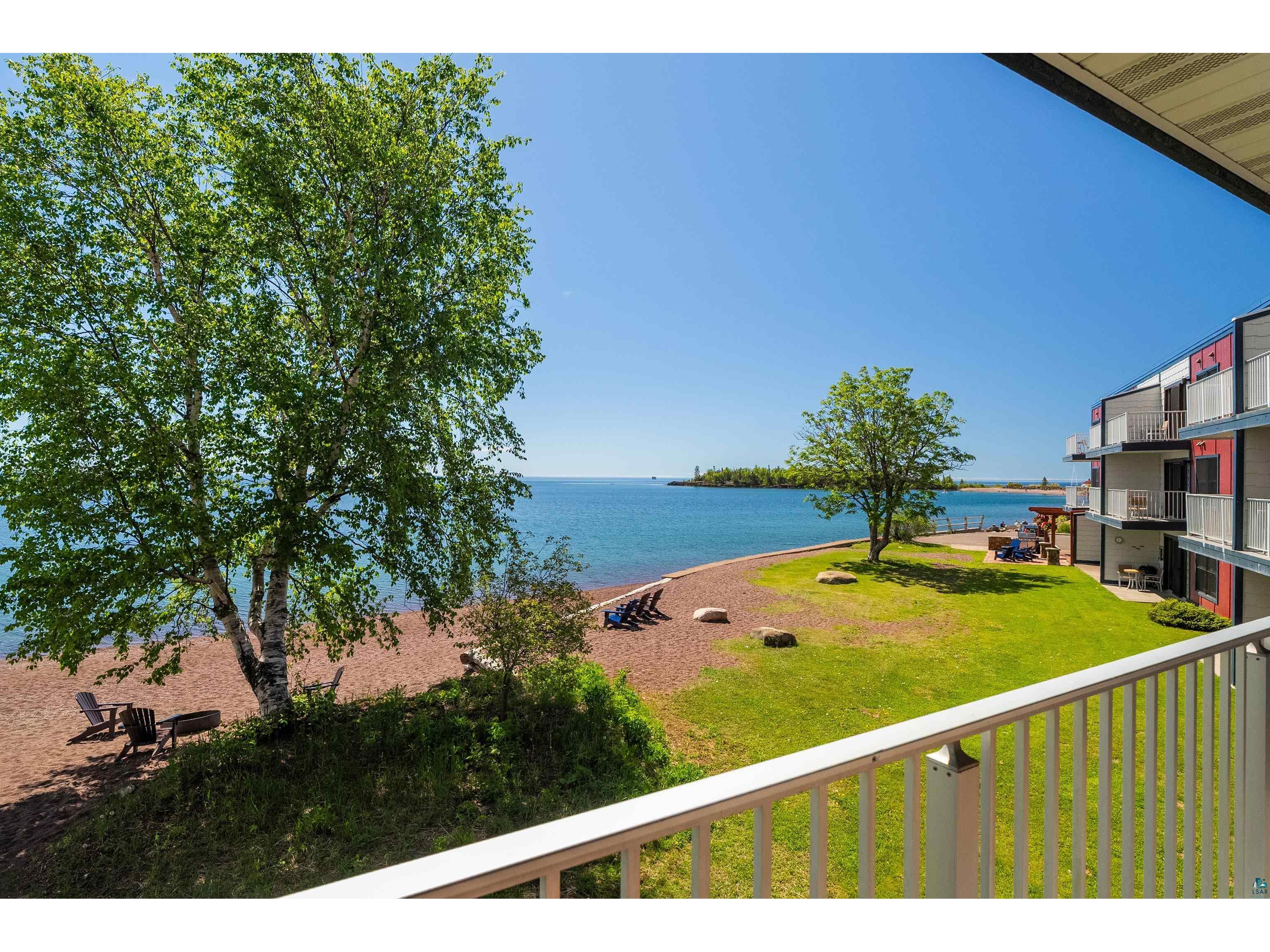 21 E Wisconsin St Grand Marais MN 55604 - Lake Superior 6126310 image32