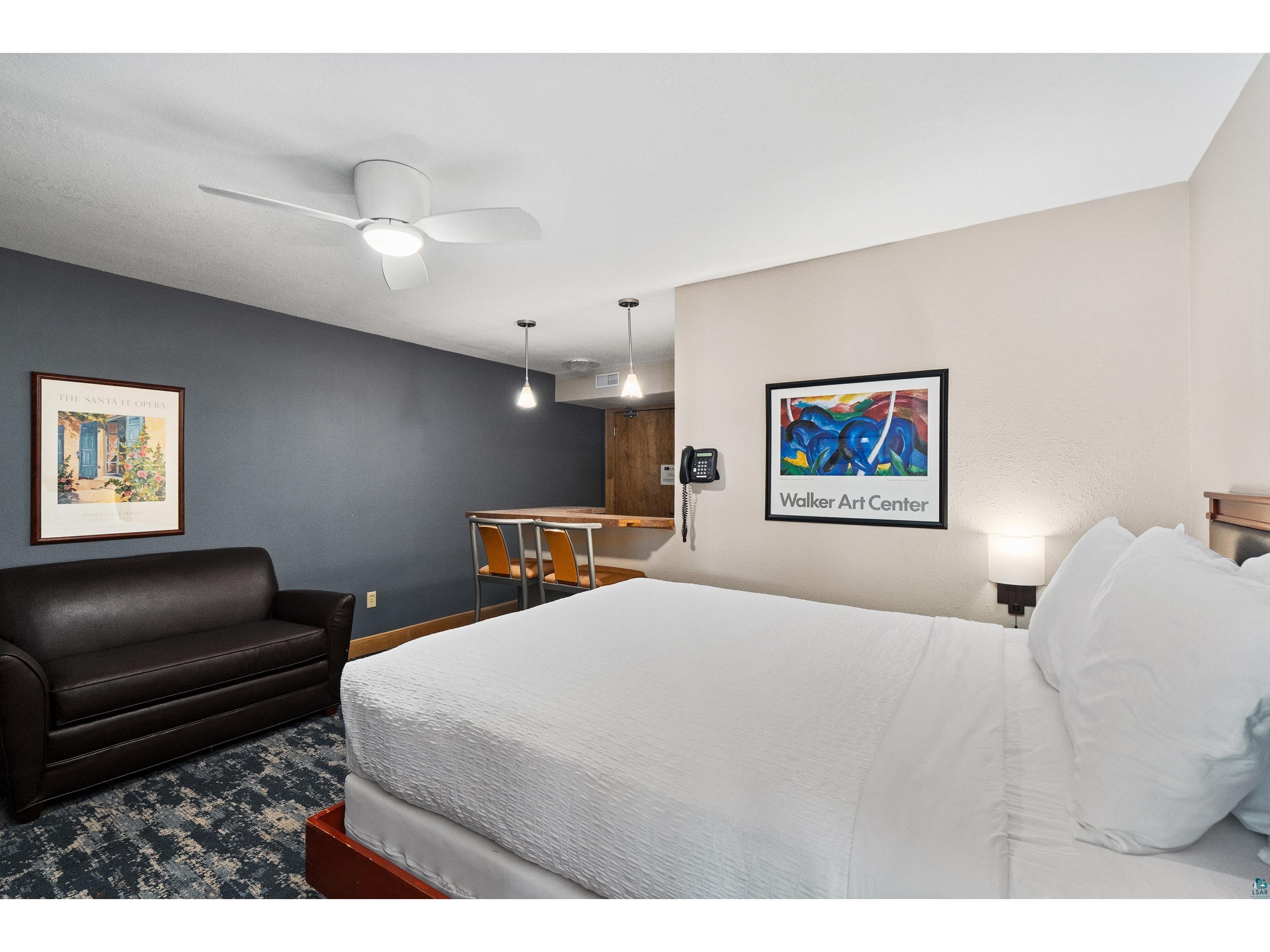 21 E Wisconsin St Grand Marais MN 55604 - Lake Superior 6126310 image33