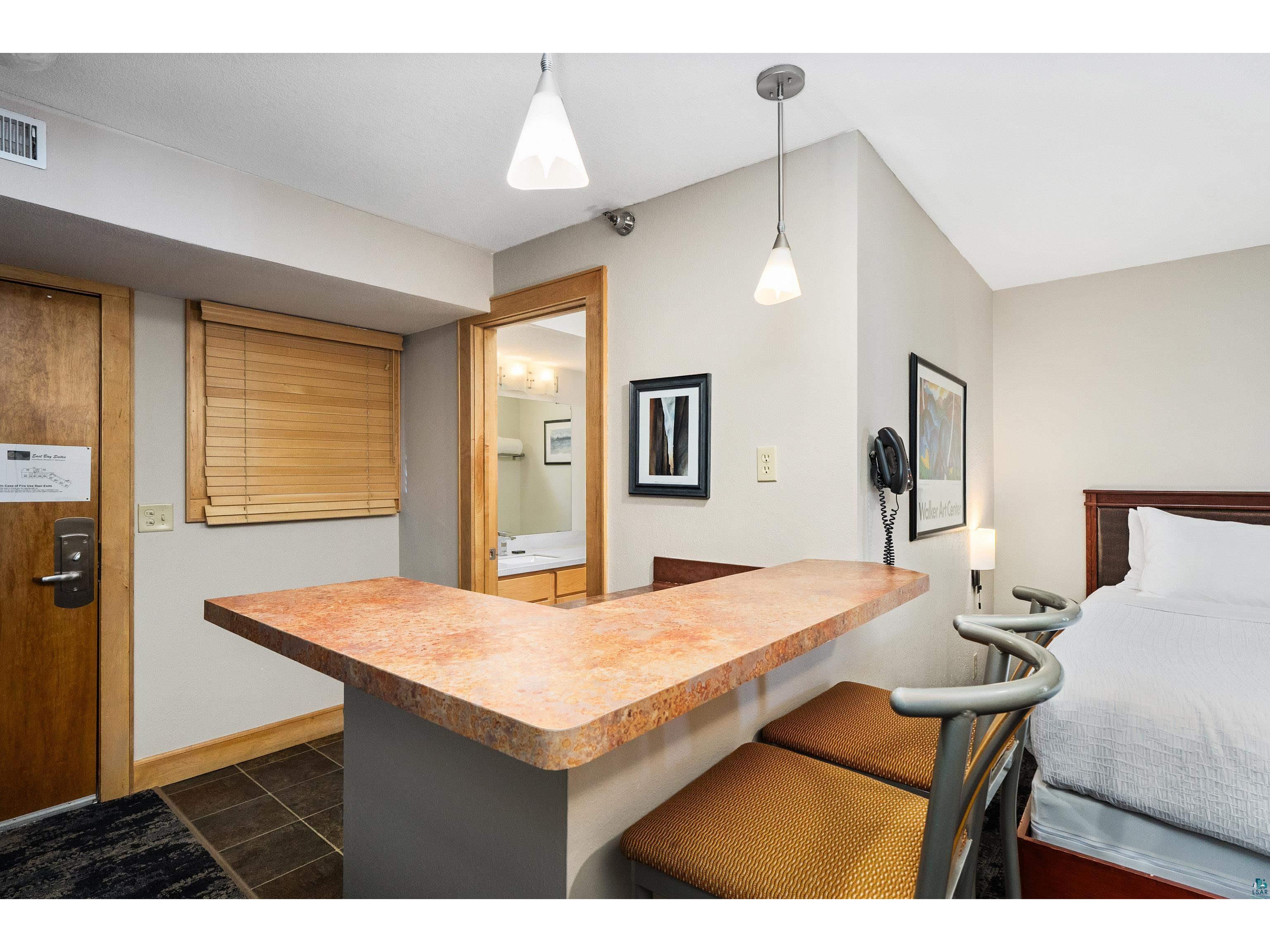 21 E Wisconsin St Grand Marais MN 55604 - Lake Superior 6126310 image35