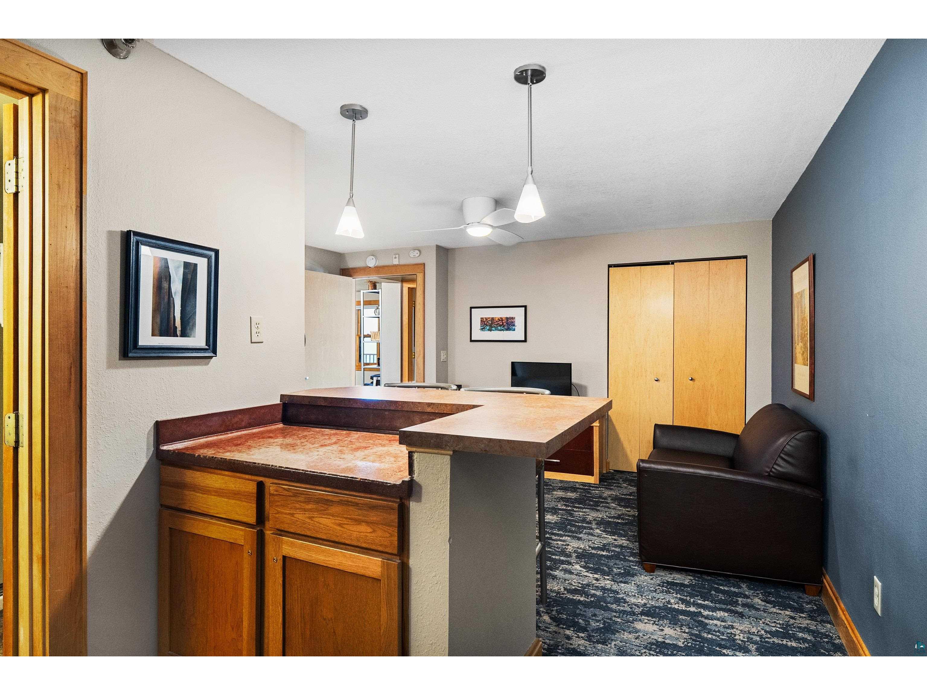 21 E Wisconsin St Grand Marais MN 55604 - Lake Superior 6126310 image38
