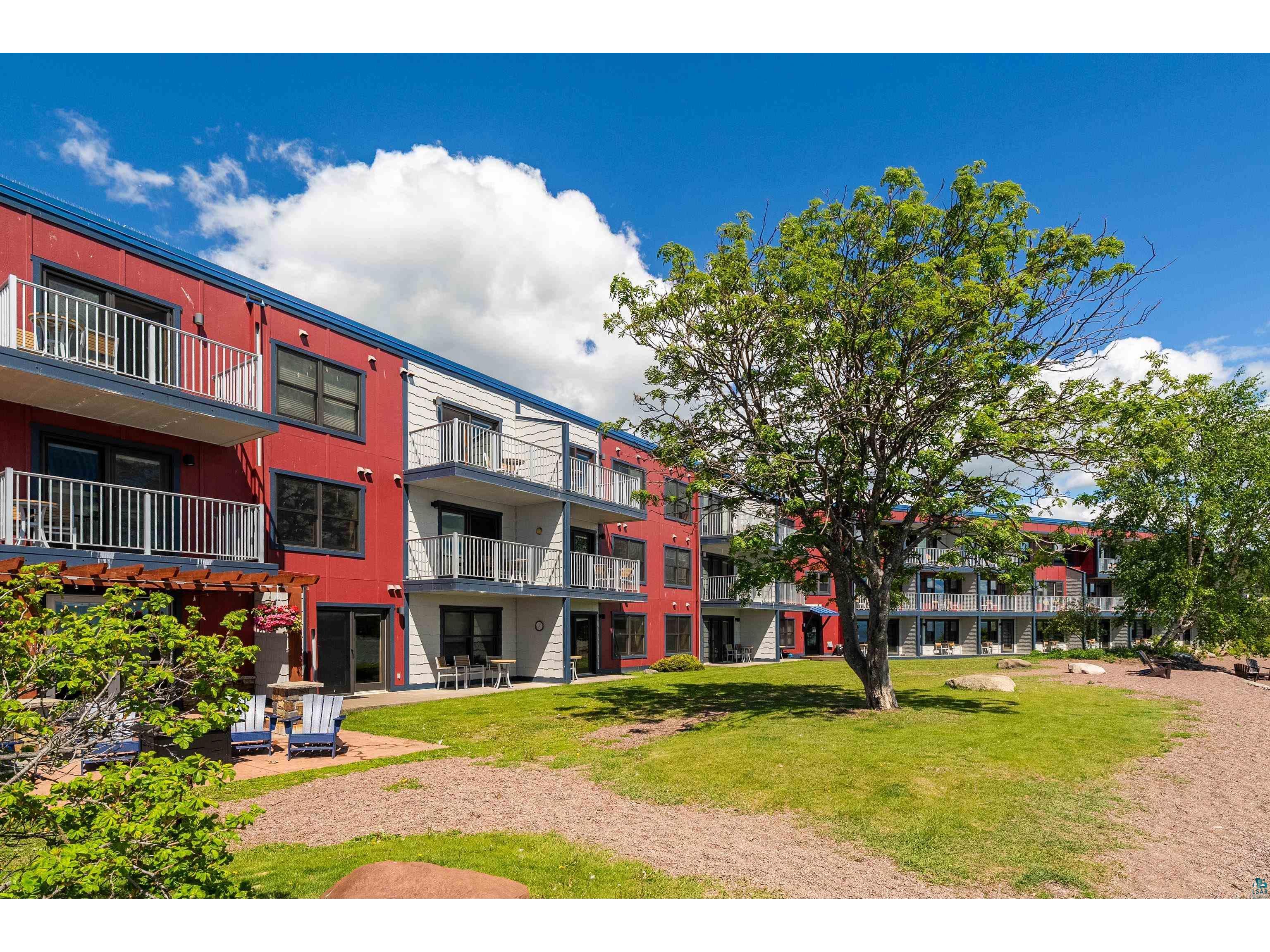21 E Wisconsin St Grand Marais MN 55604 - Lake Superior 6126310 image44