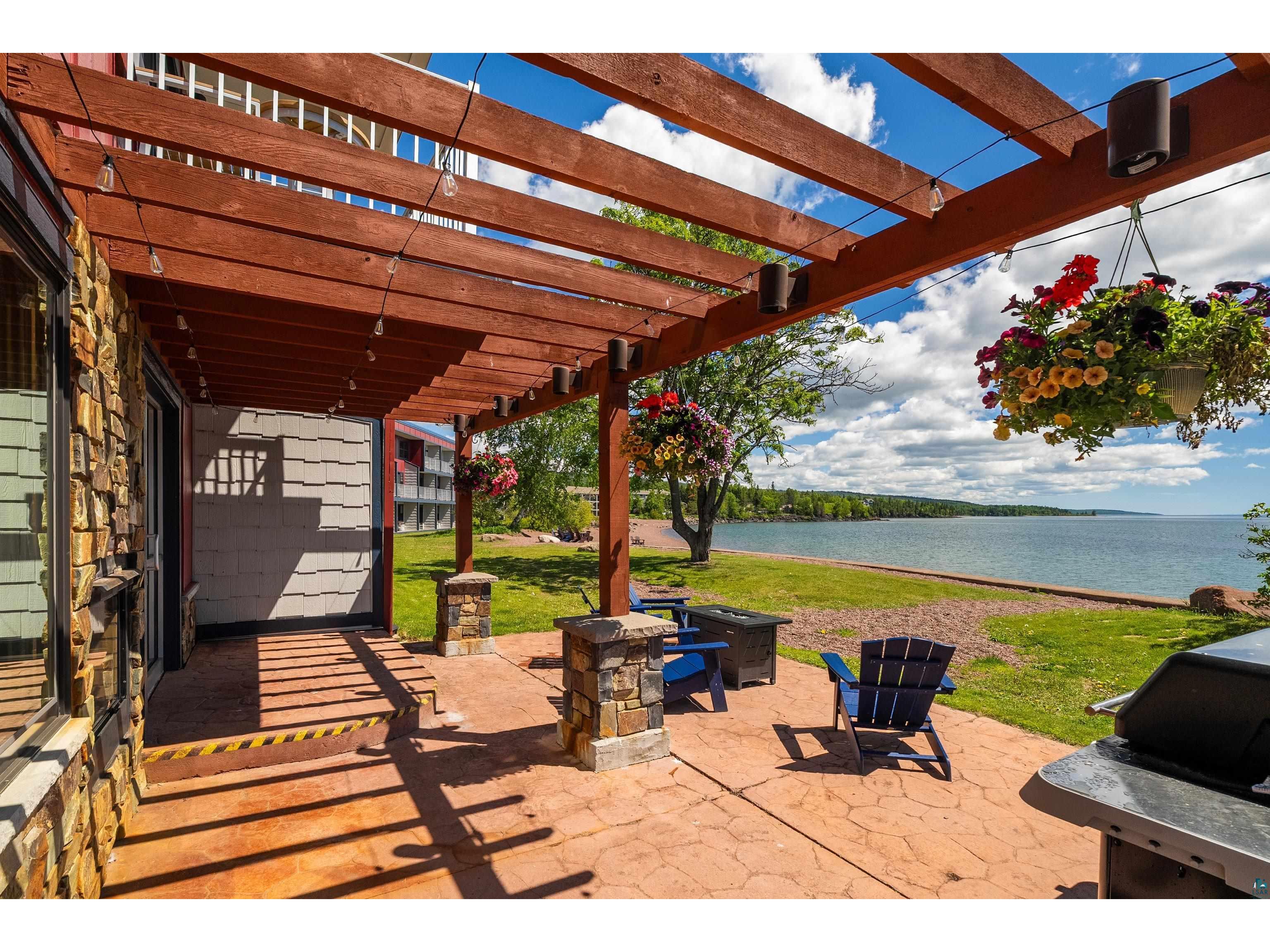 21 E Wisconsin St Grand Marais MN 55604 - Lake Superior 6126310 image49