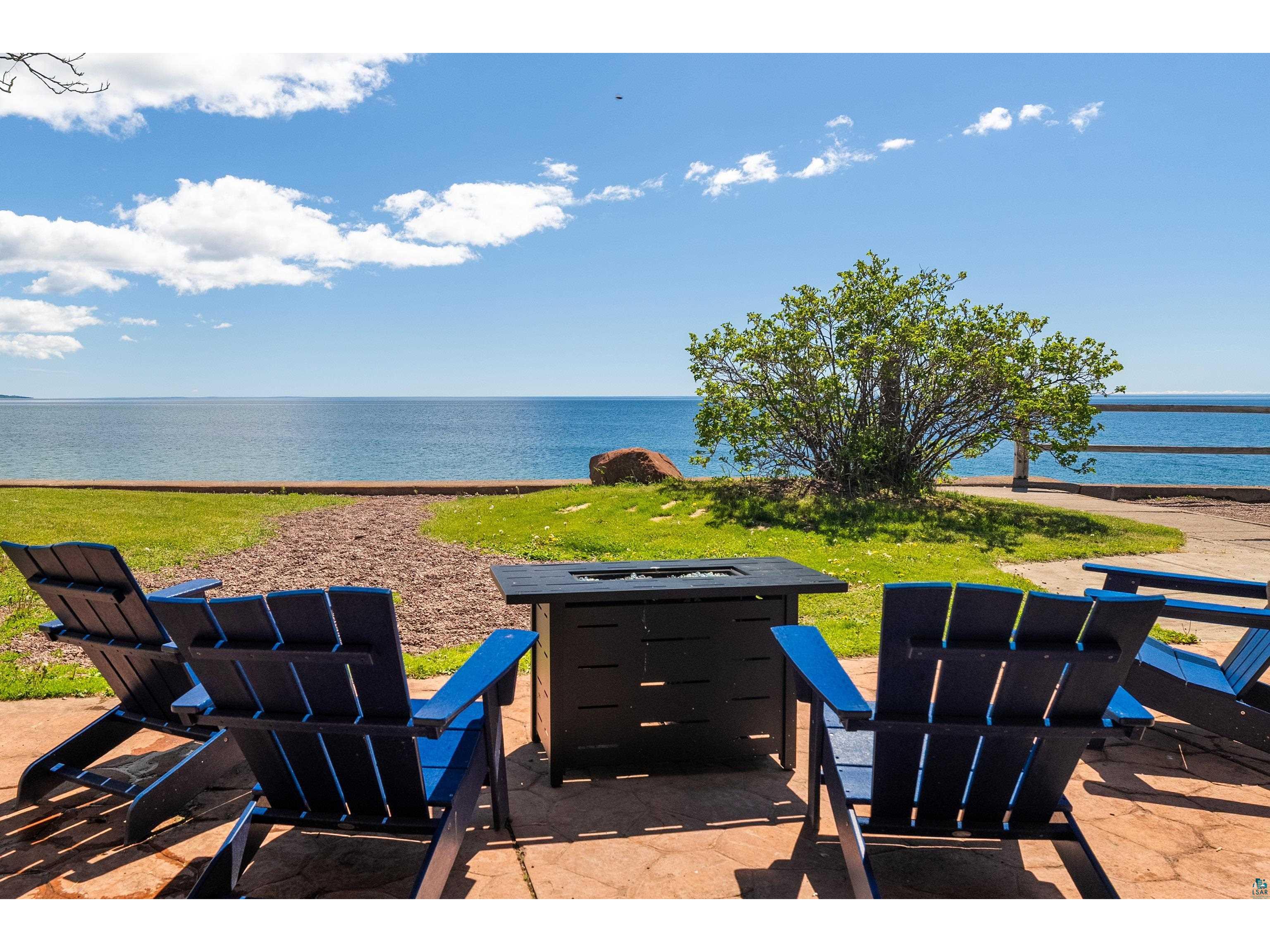 21 E Wisconsin St Grand Marais MN 55604 - Lake Superior 6126310 image50