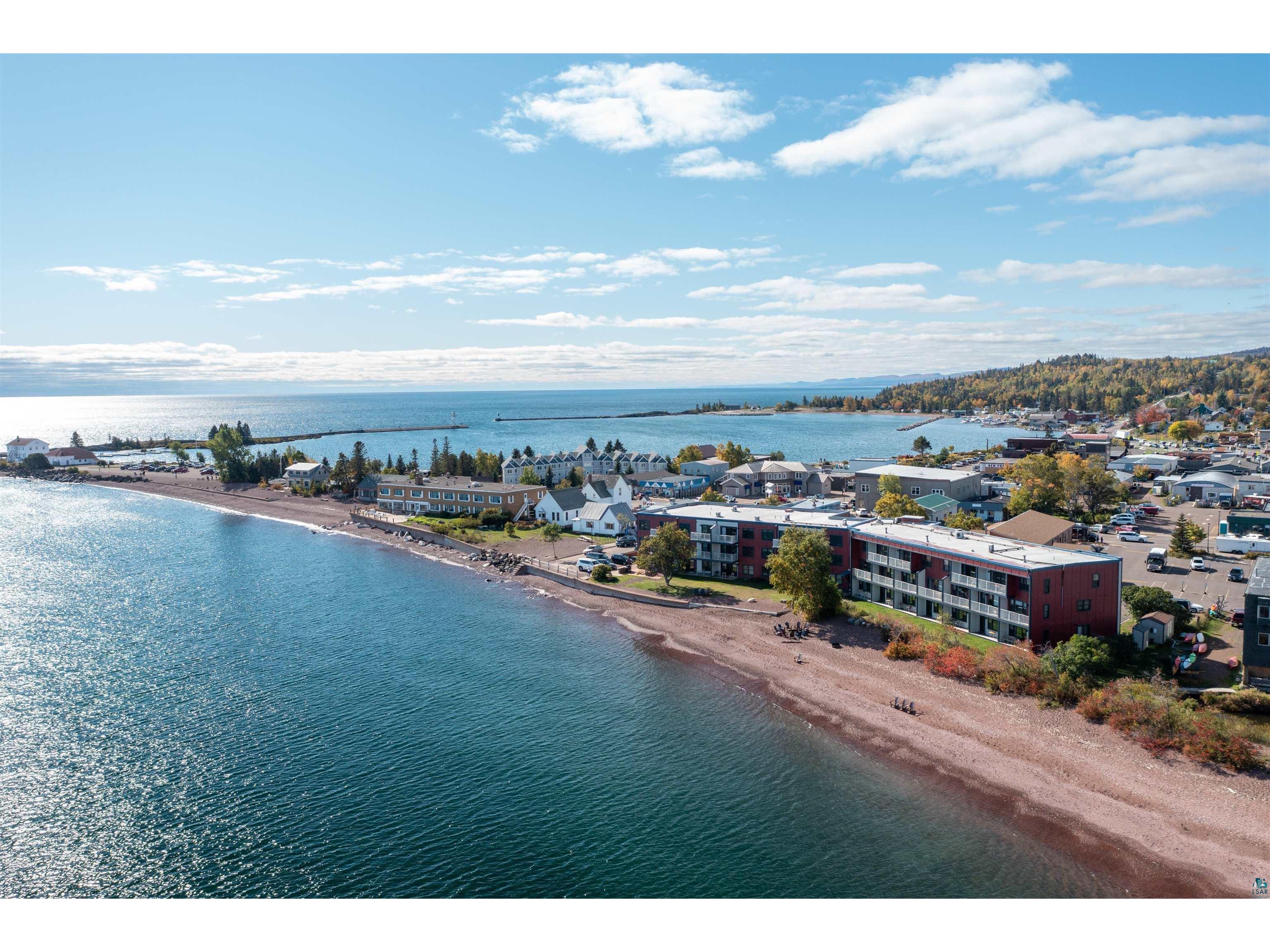 21 E Wisconsin St Grand Marais MN 55604 - Lake Superior 6126310 image55