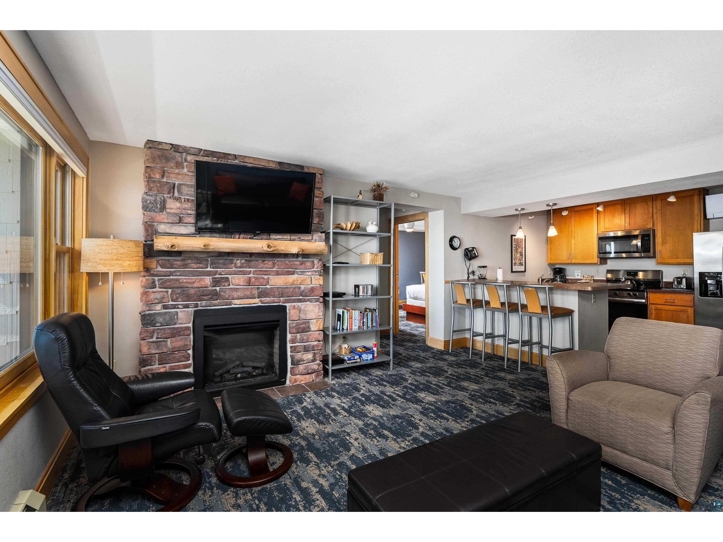 21 E Wisconsin St Grand Marais MN 55604 - Lake Superior 6126310 image8