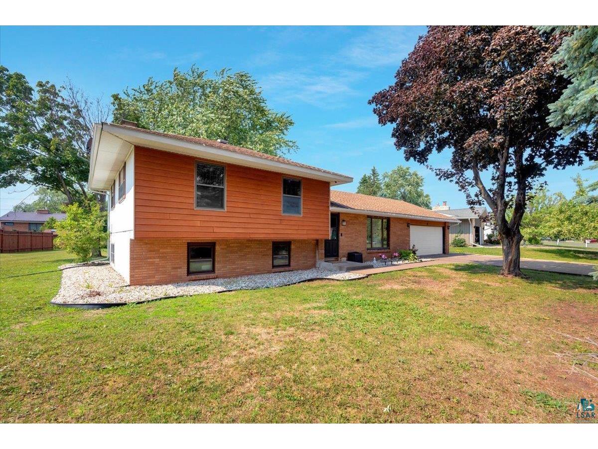 21 Highgate St Superior WI 54880 6110191 image1